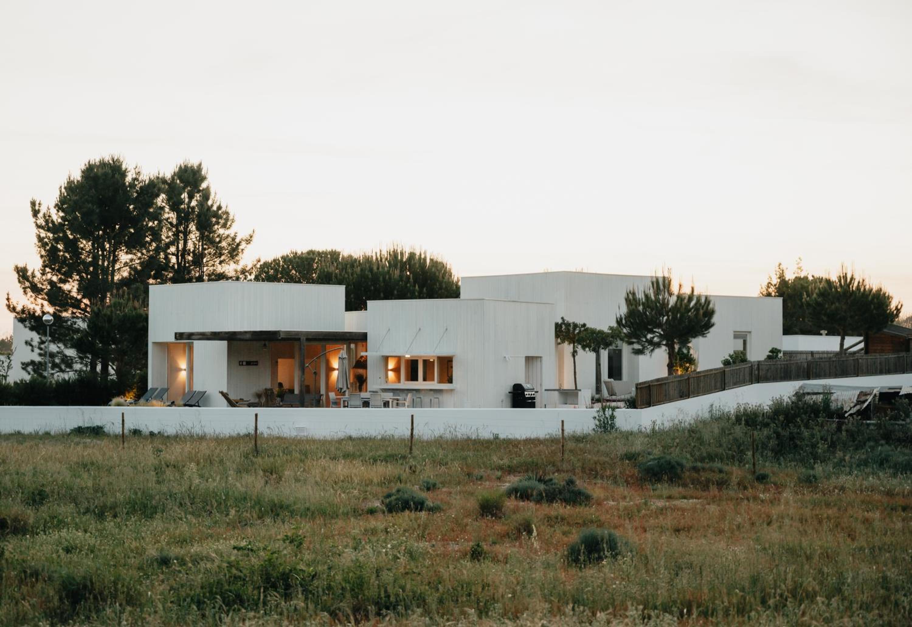 Villa photo 3