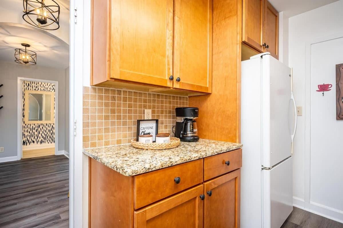Three-Bedroom Apartment - Photo 5