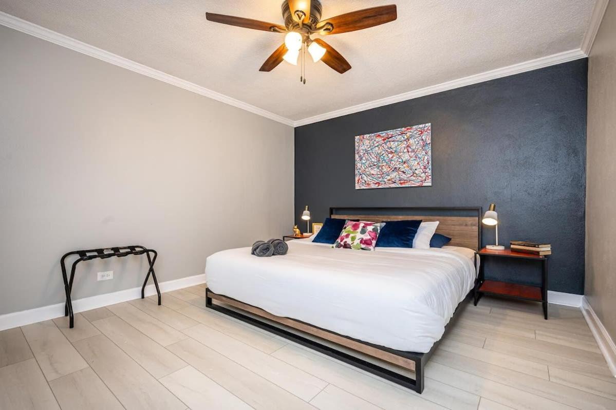 One-Bedroom Apartment - Photo 17