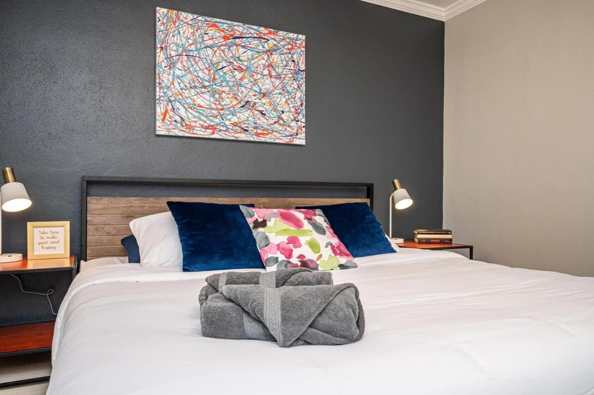 One-Bedroom Apartment - Photo 19