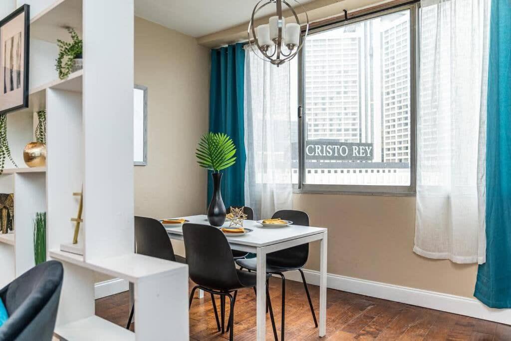 Two-Bedroom Apartment - Photo 8