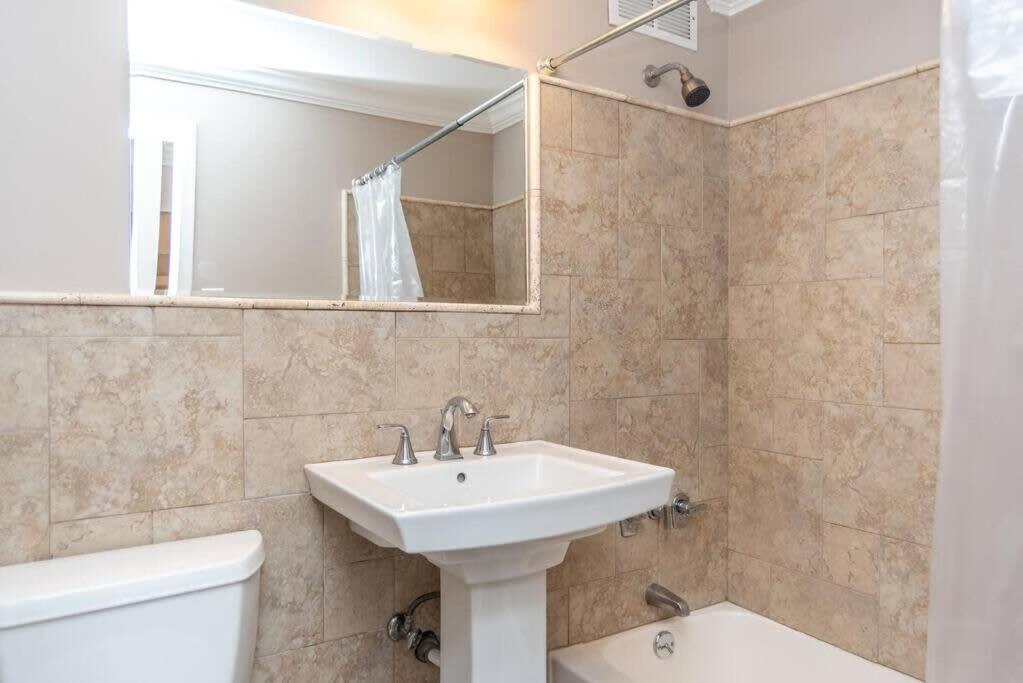 Two-Bedroom Apartment - Photo 37