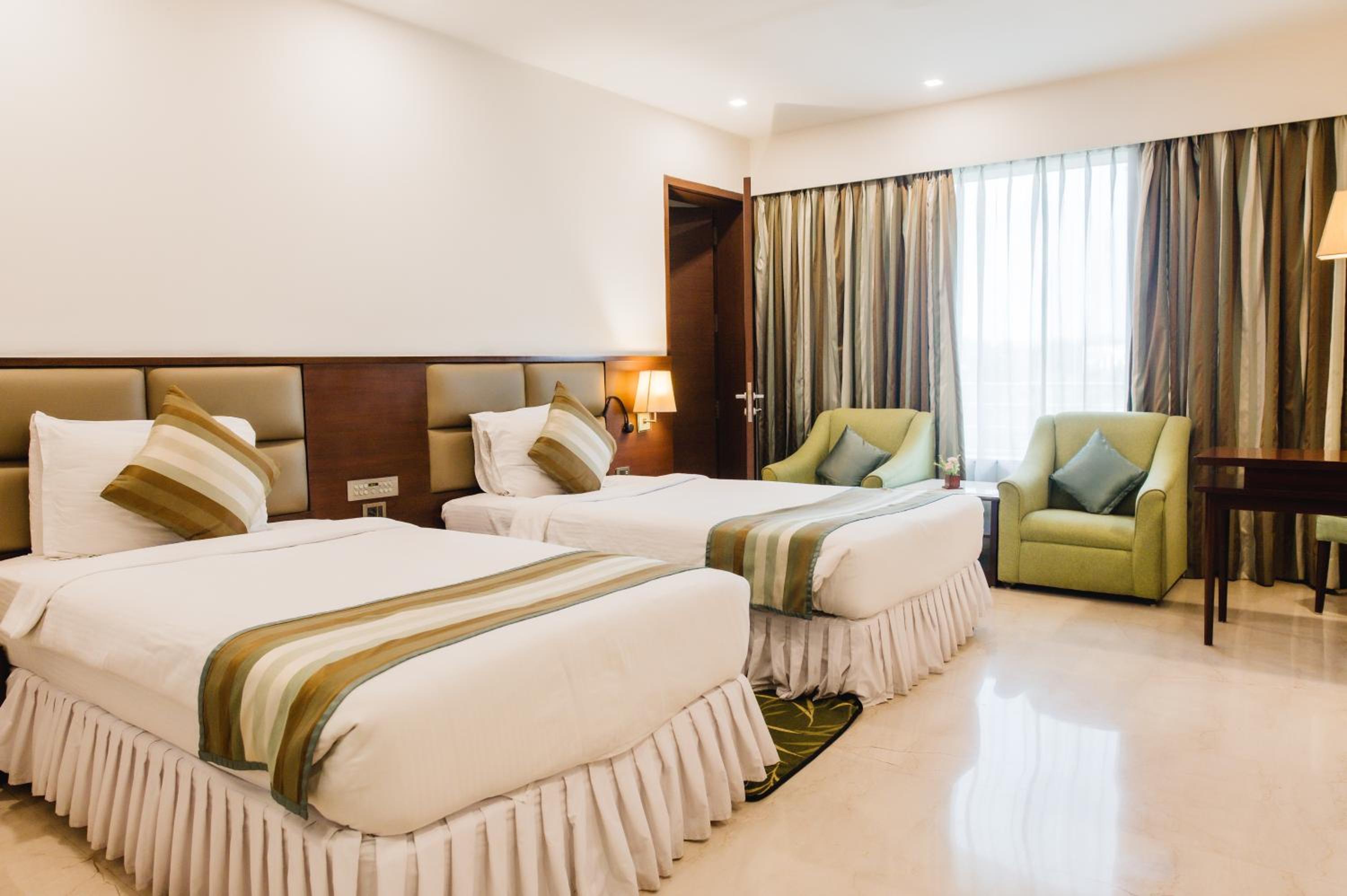 Superior Twin Room photo 3