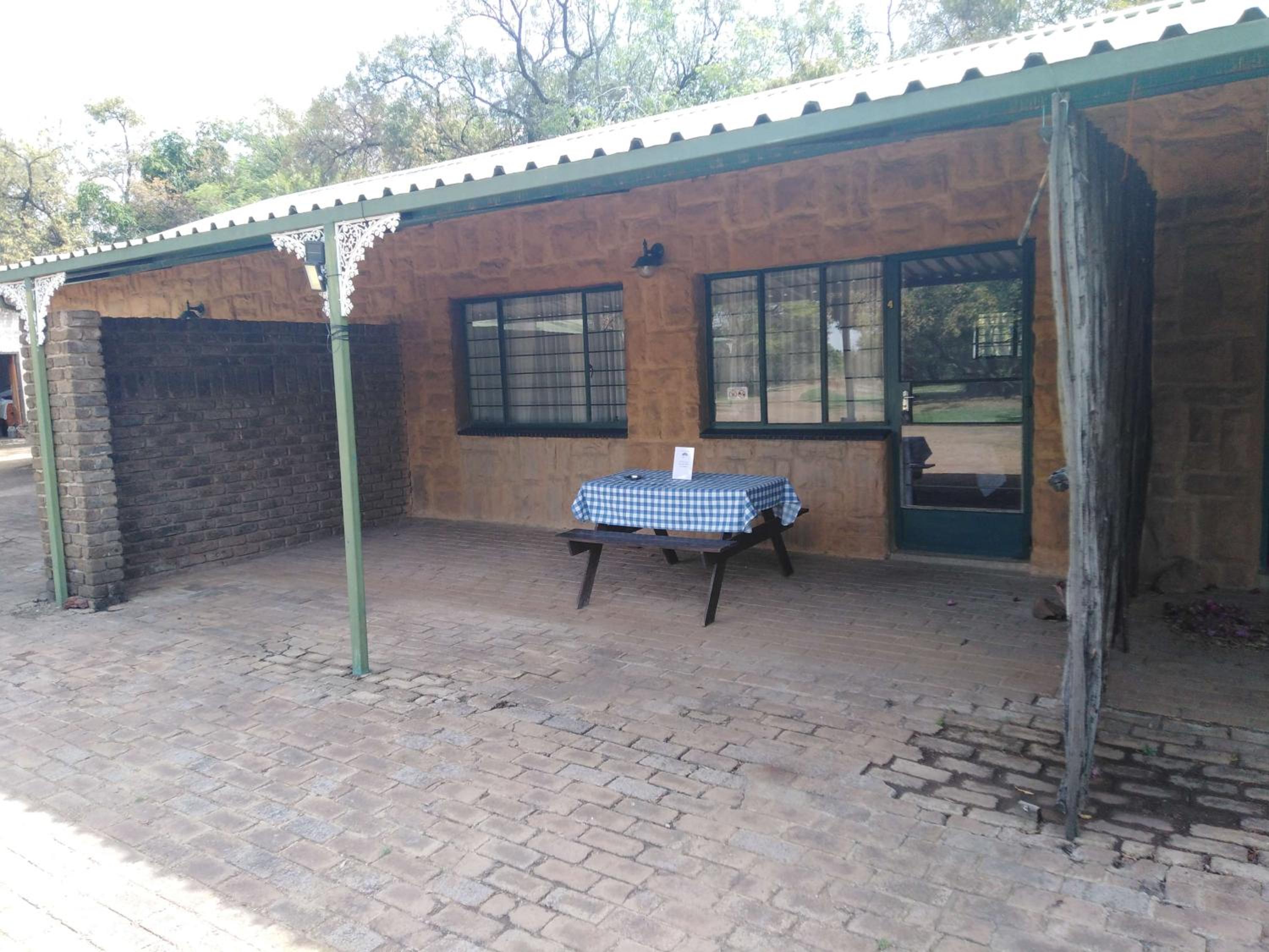 Family Room photo 2
