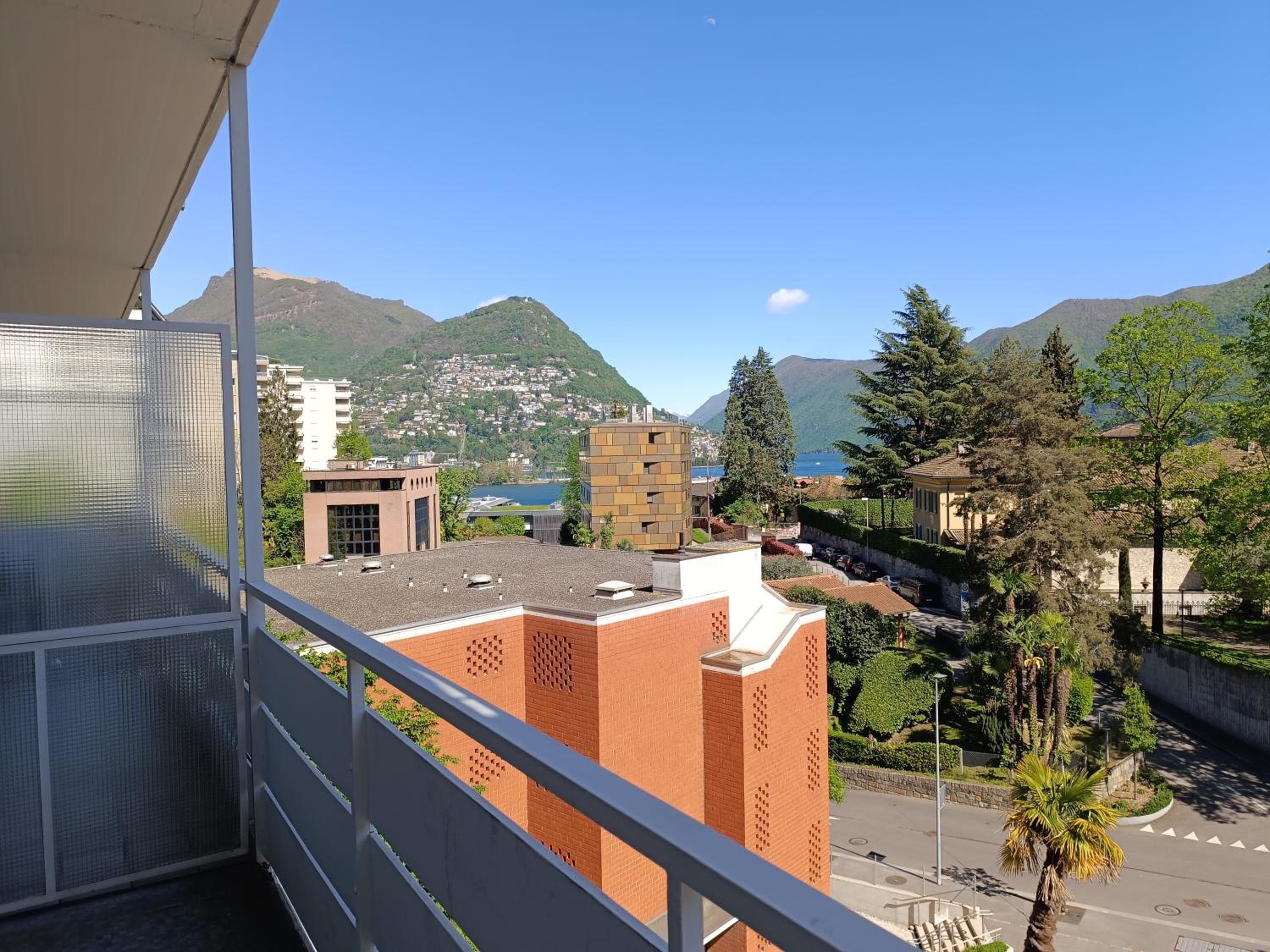 Superior Double Room with Balcony - Photo 6