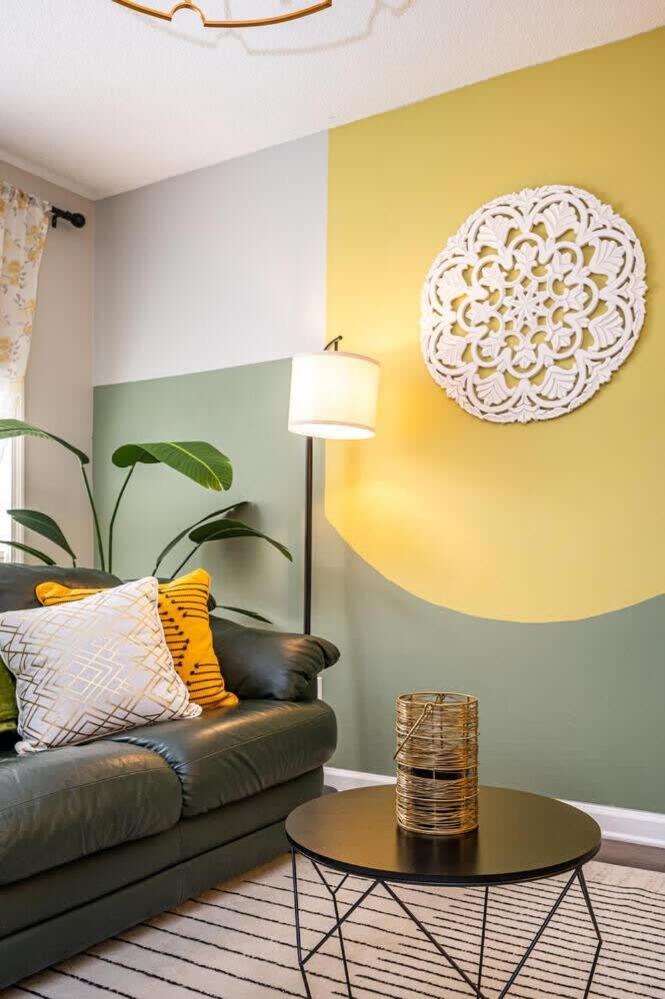 Family Room - Photo 21