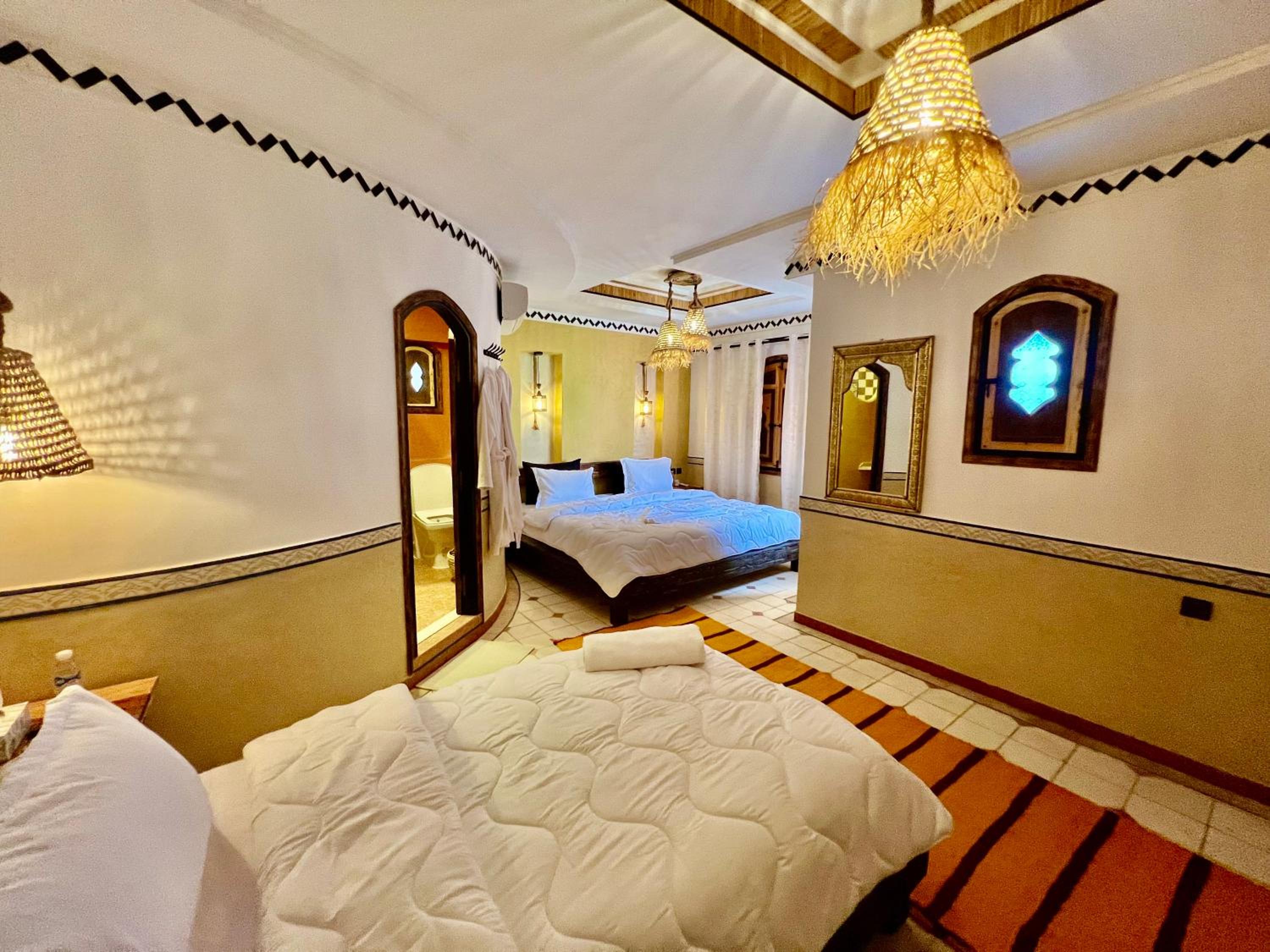 Quadruple Room with Balcony photo 2