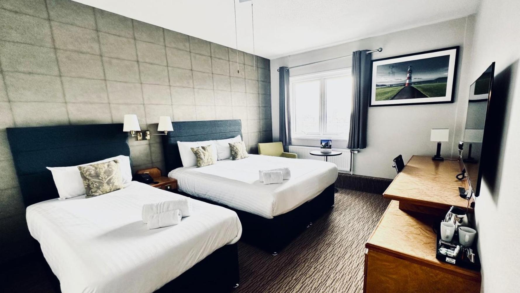 Double Room with Single Bed - Photo 1
