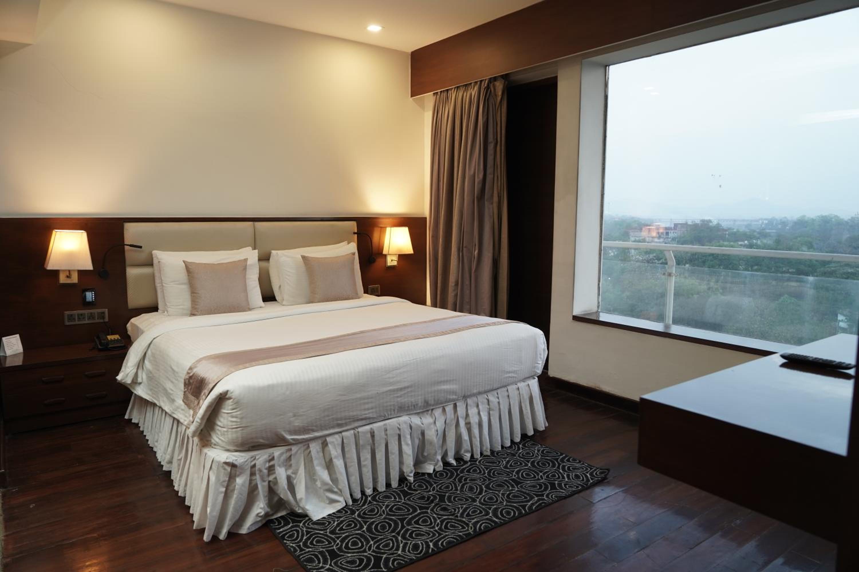 Executive Suite photo 3