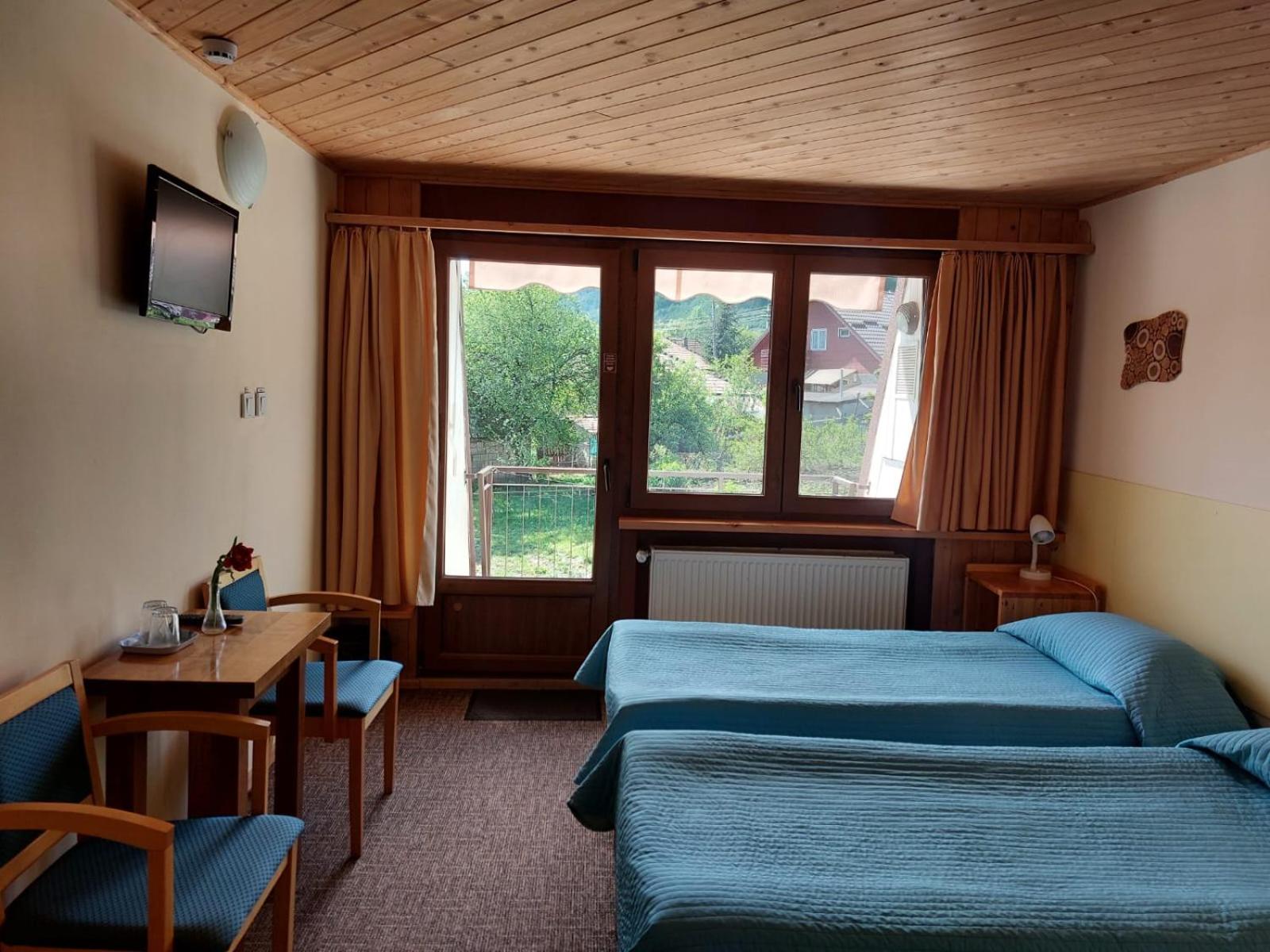 Double or Twin Room with Balcony photo 1