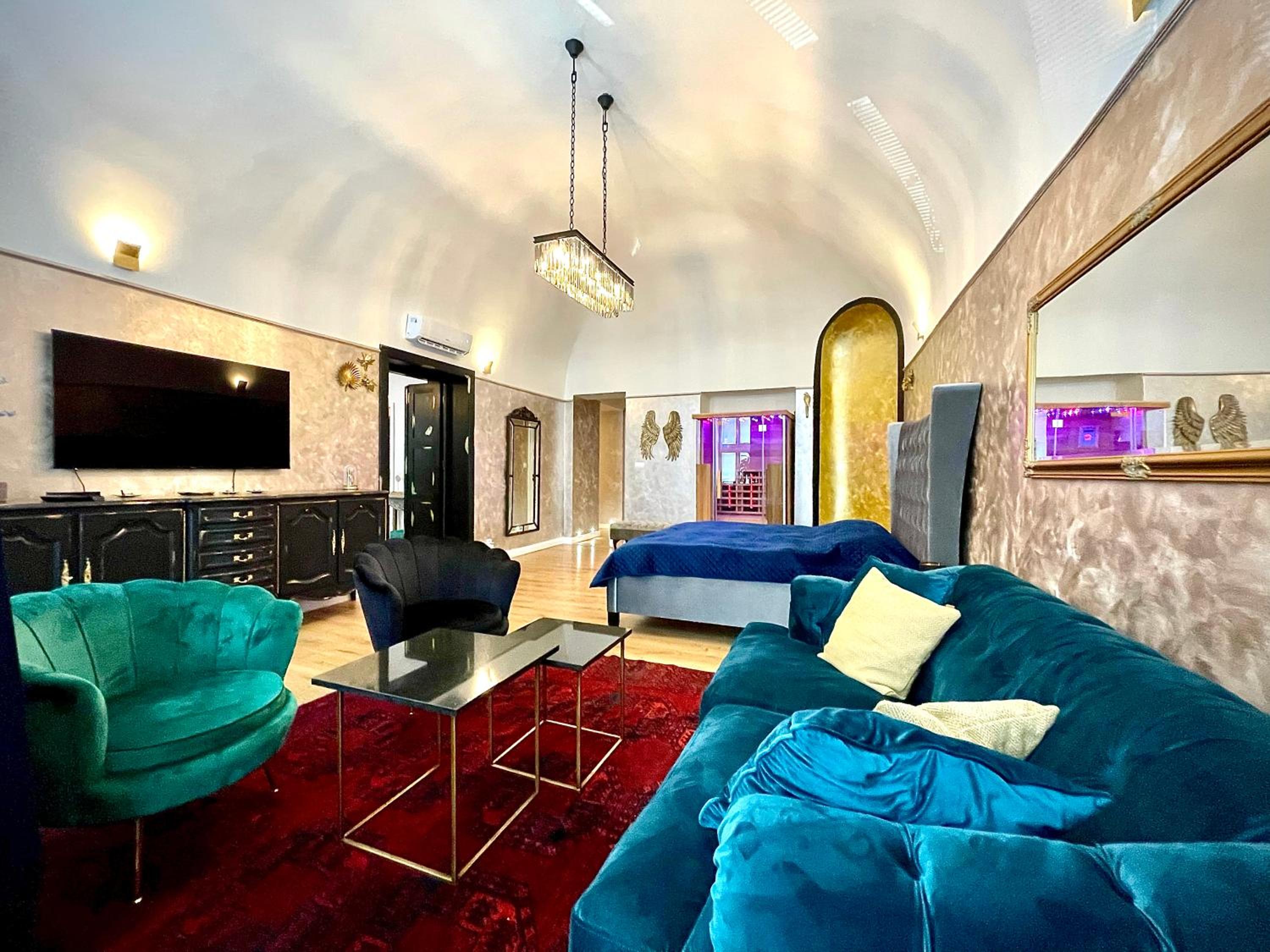Superior Apartment with Sauna - Annex (131 feet away from the guest house)