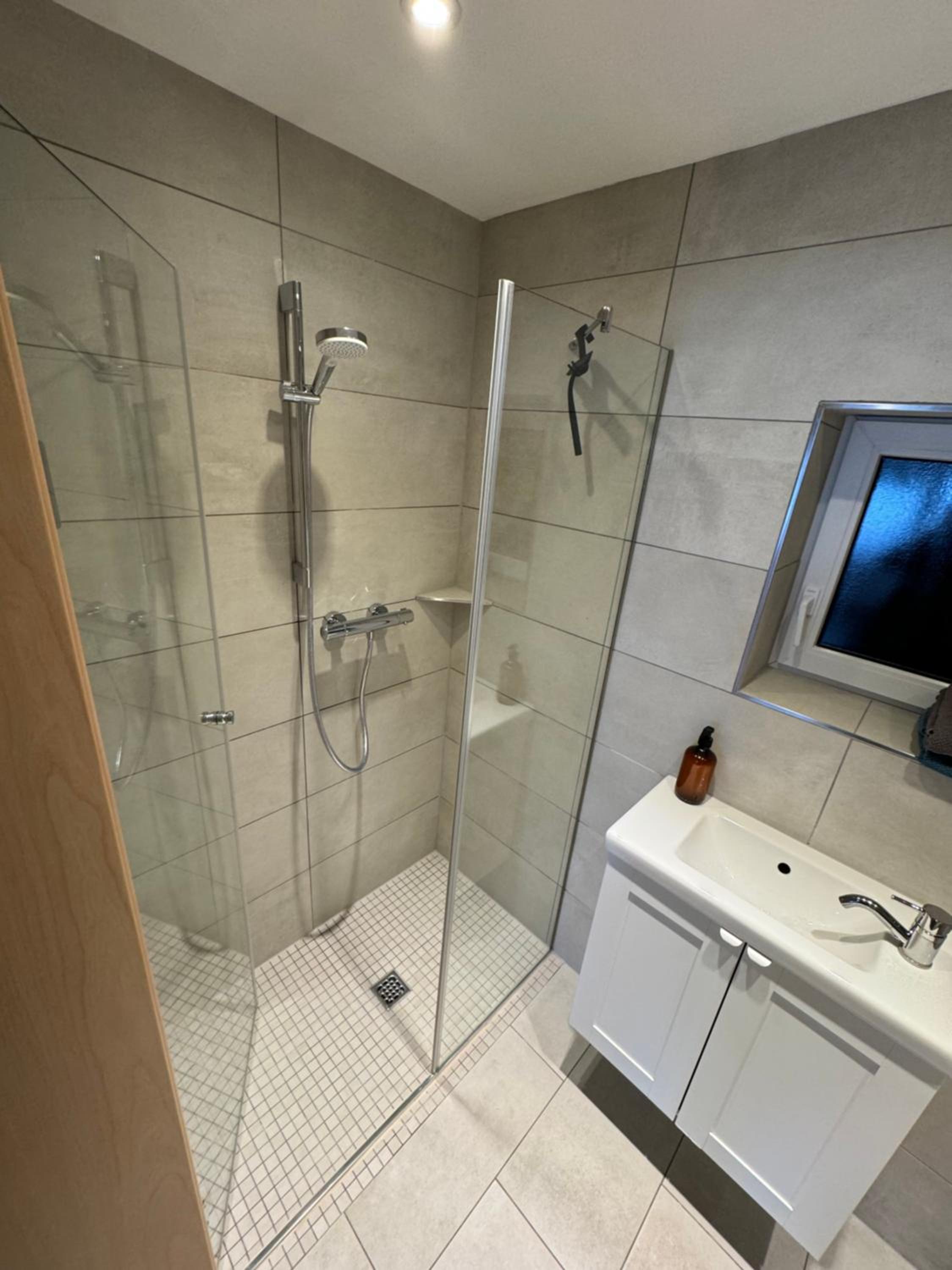 Large Double Room photo 2