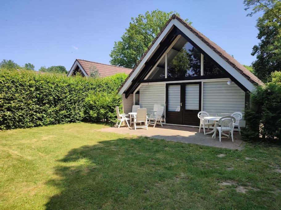 Three-Bedroom House photo 2