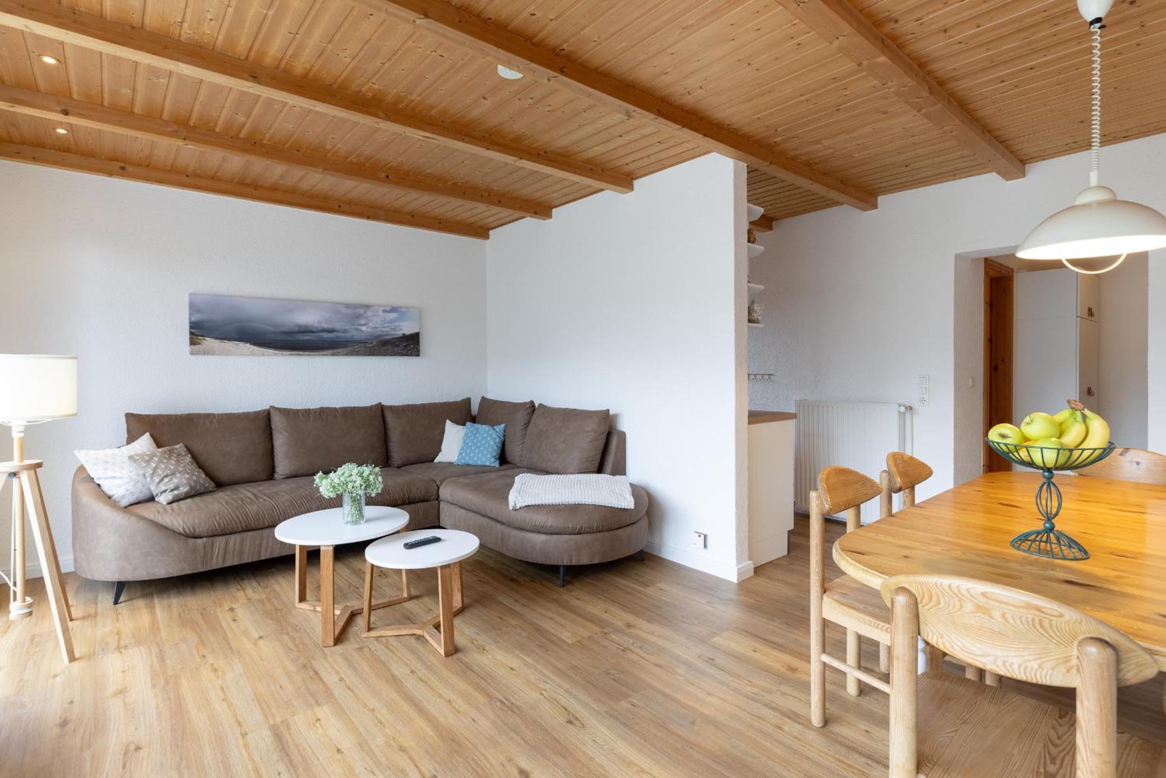 Bungalow photo 1