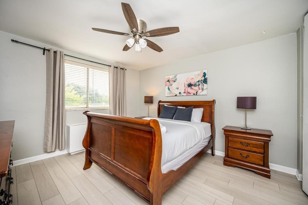 Two-Bedroom Apartment - Photo 9