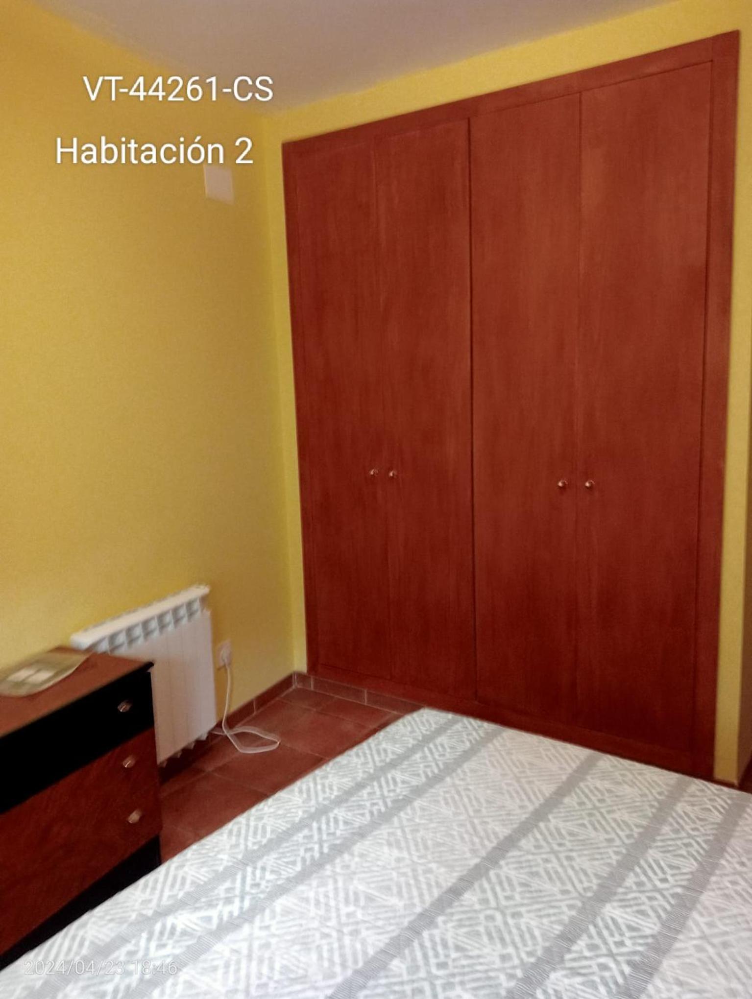 Two-Bedroom House photo 2
