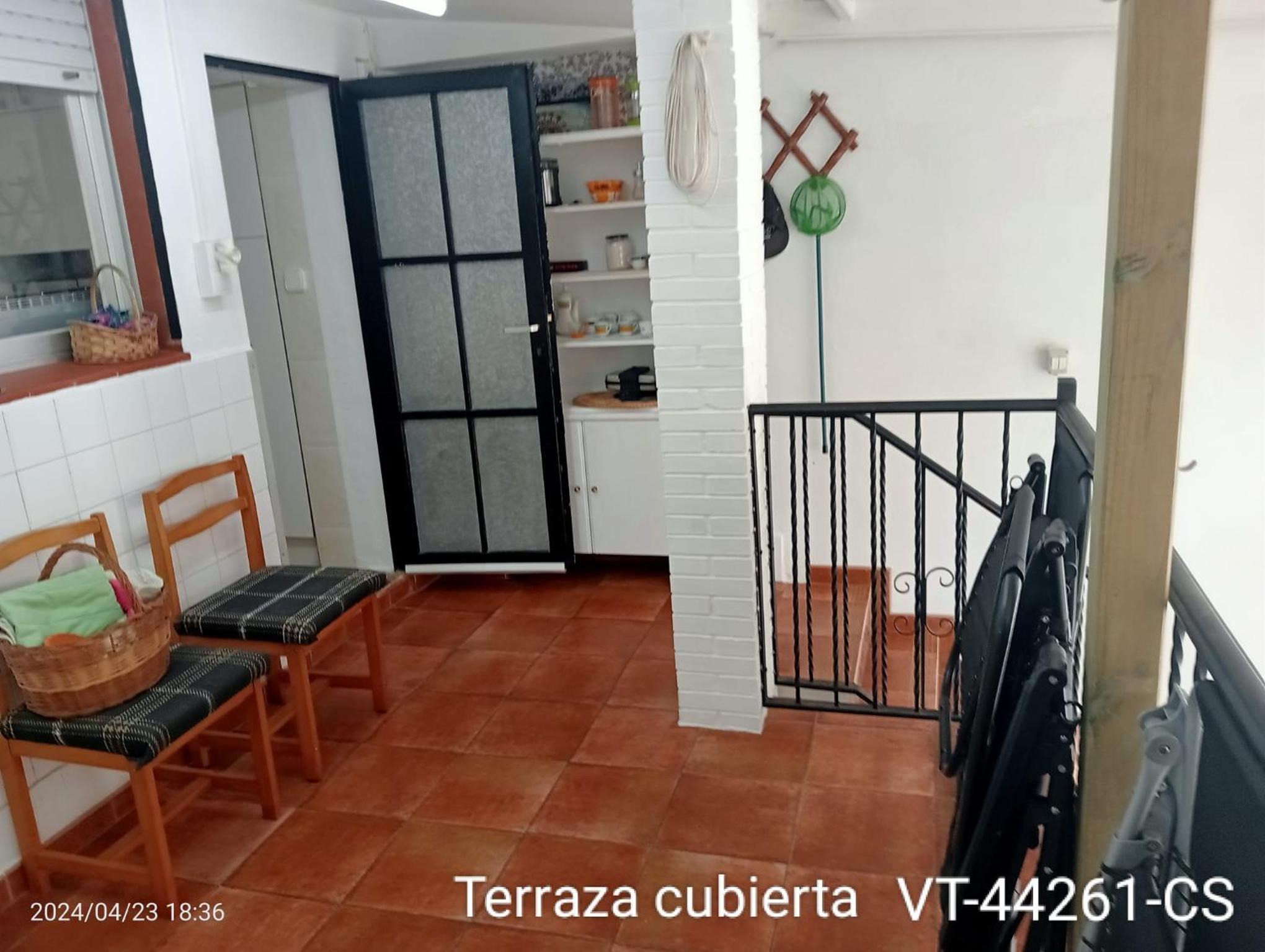 Two-Bedroom House photo 3