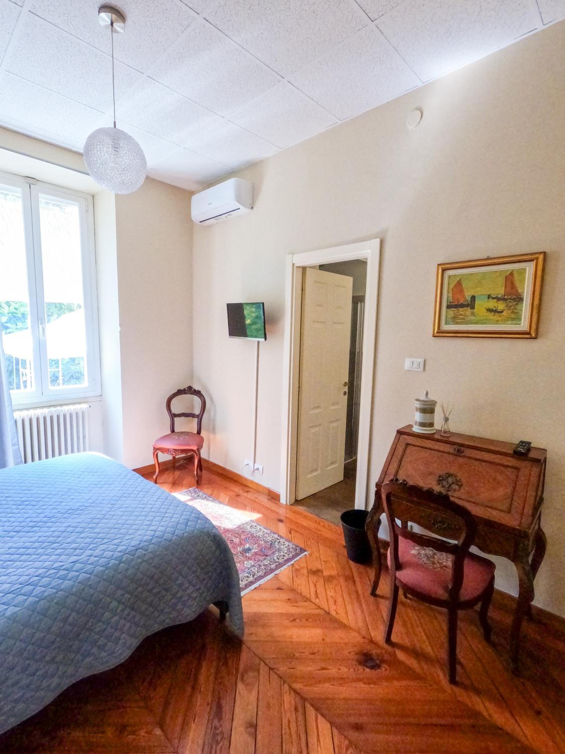 Double Room with Garden View - Photo 3
