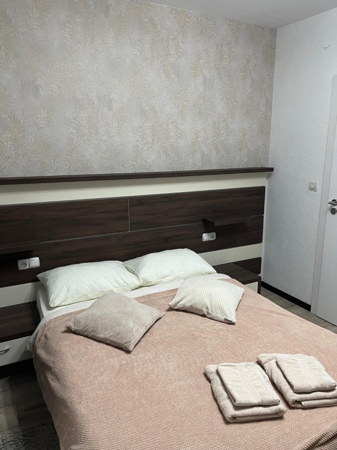 Small Double Room photo 1