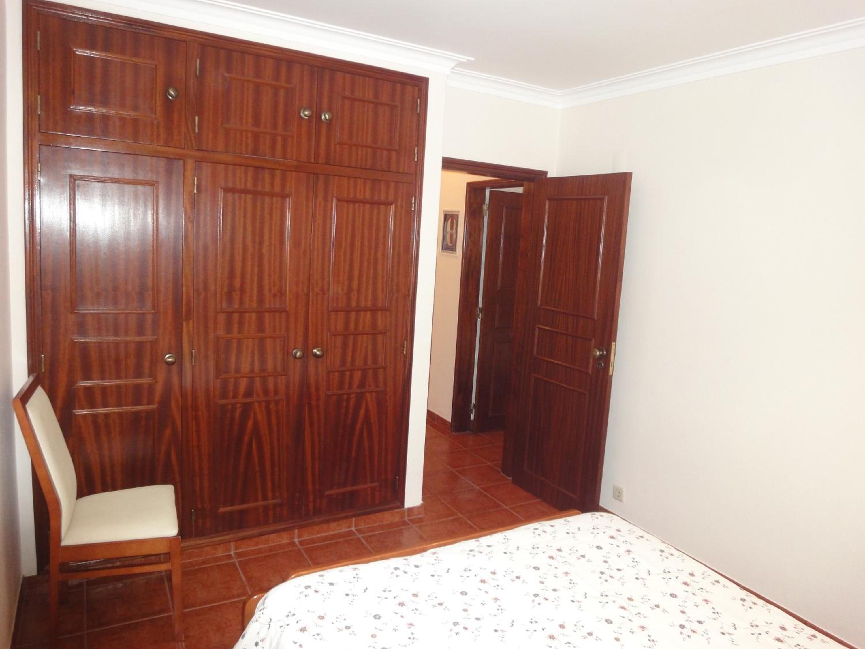 Two-Bedroom House photo 3