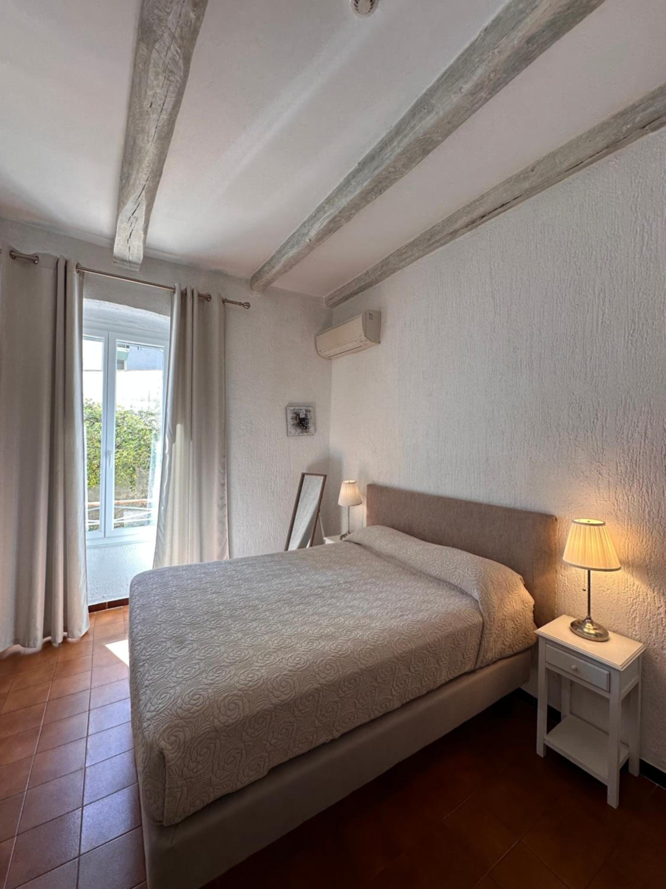 Standard Double Room - Photo 5