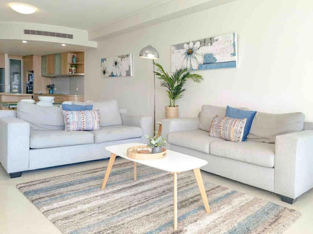 Three-Bedroom Apartment with Water View photo 1
