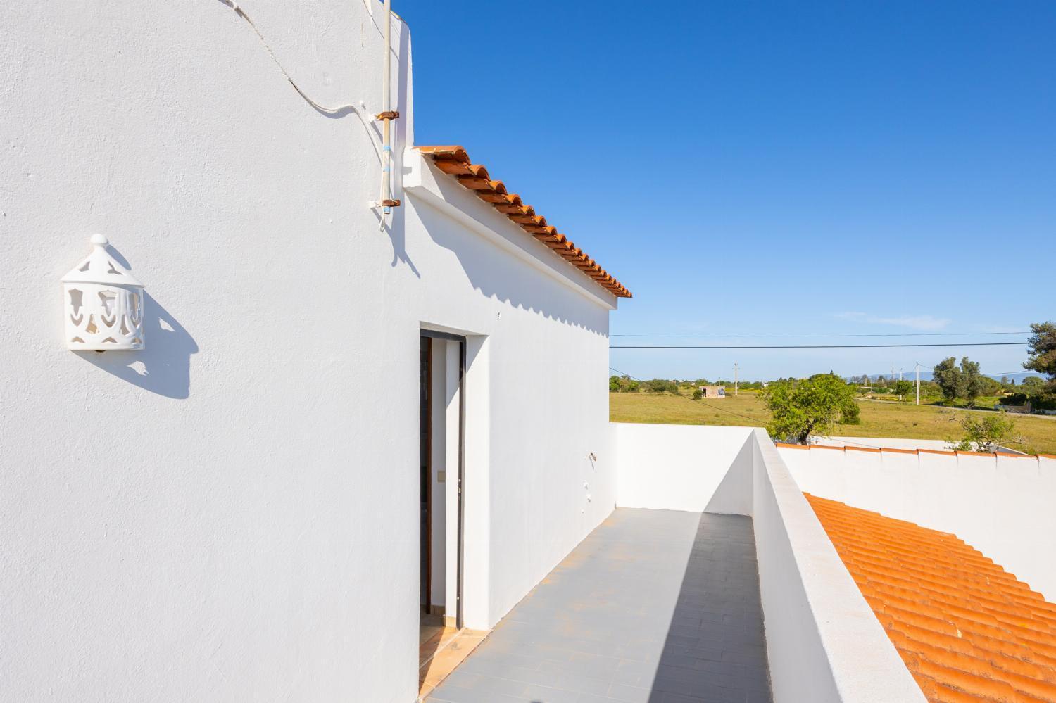 Villa photo 2