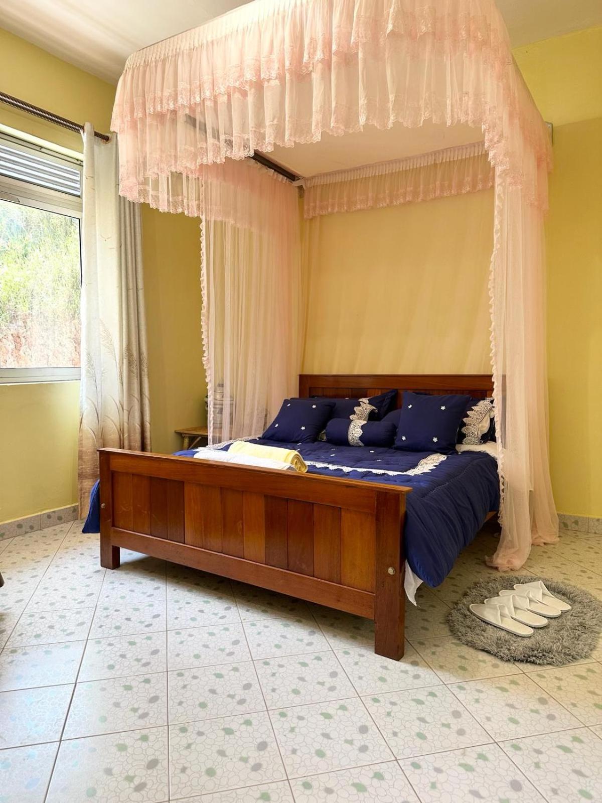 Double Room With Balcony photo 1