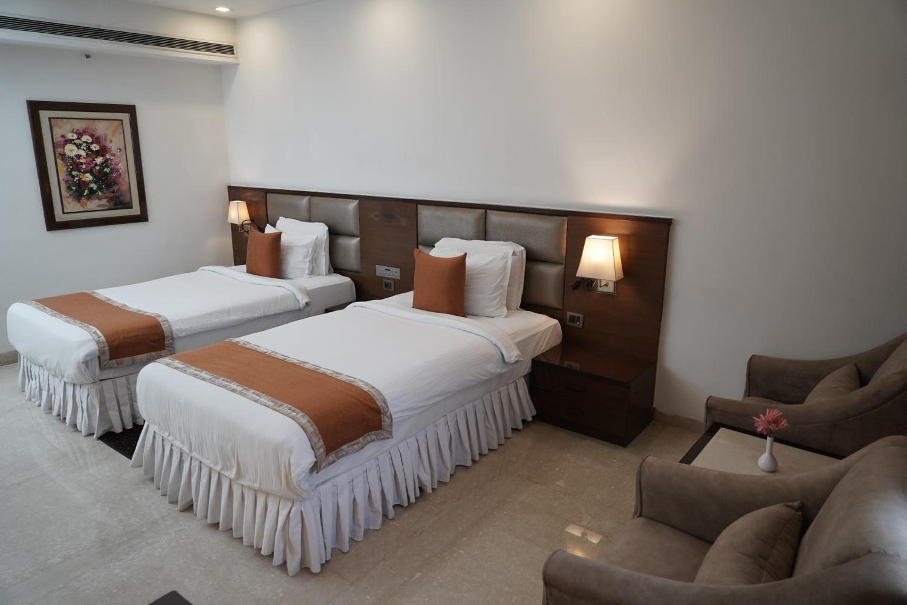 Single Room with Balcony photo 1