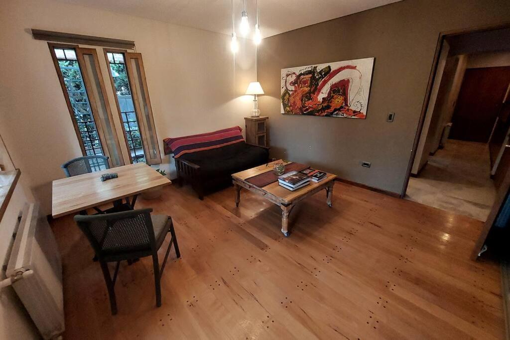One-Bedroom Apartment photo 3