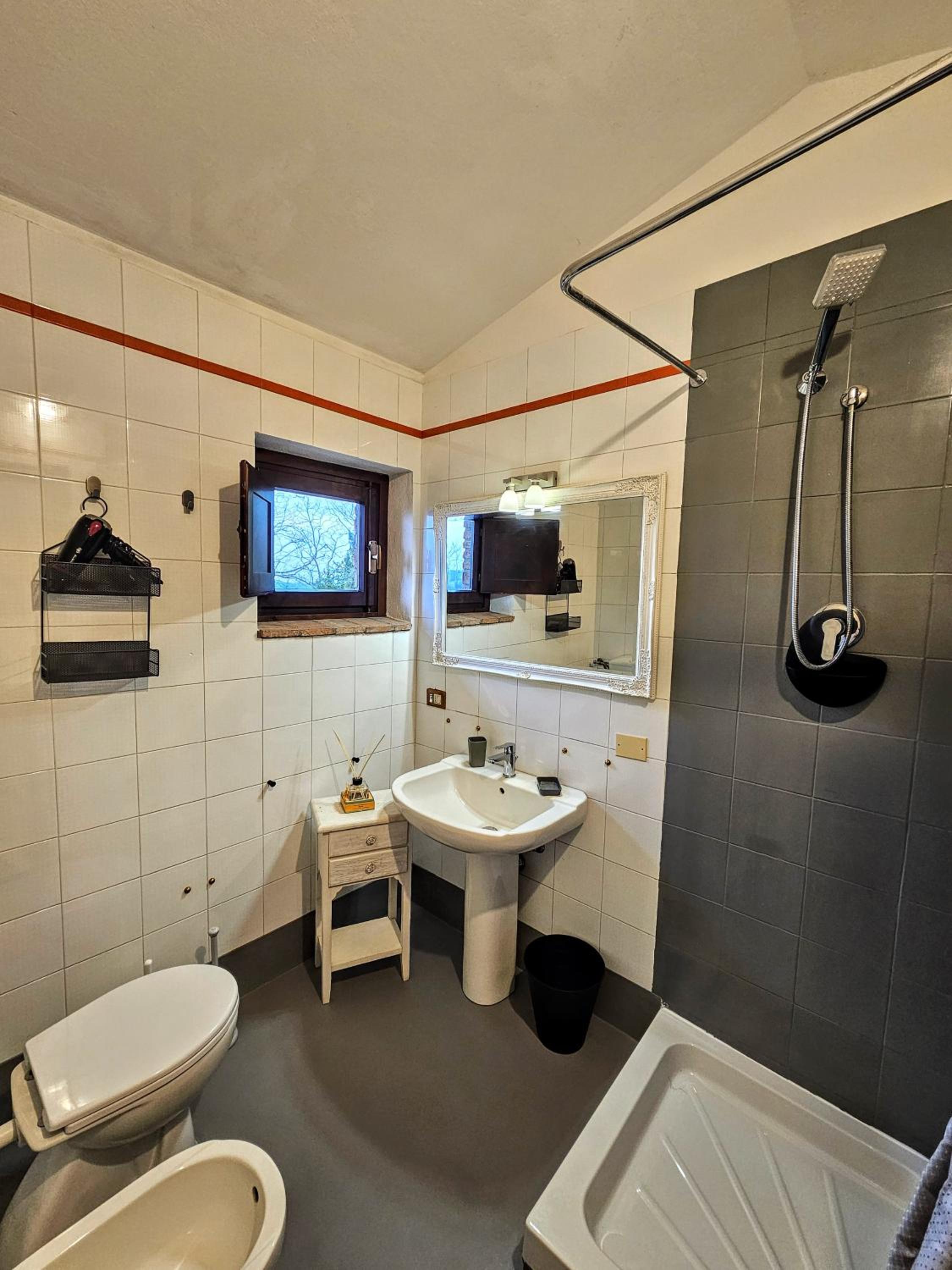 One-Bedroom Apartment with Sofa Bed photo 2