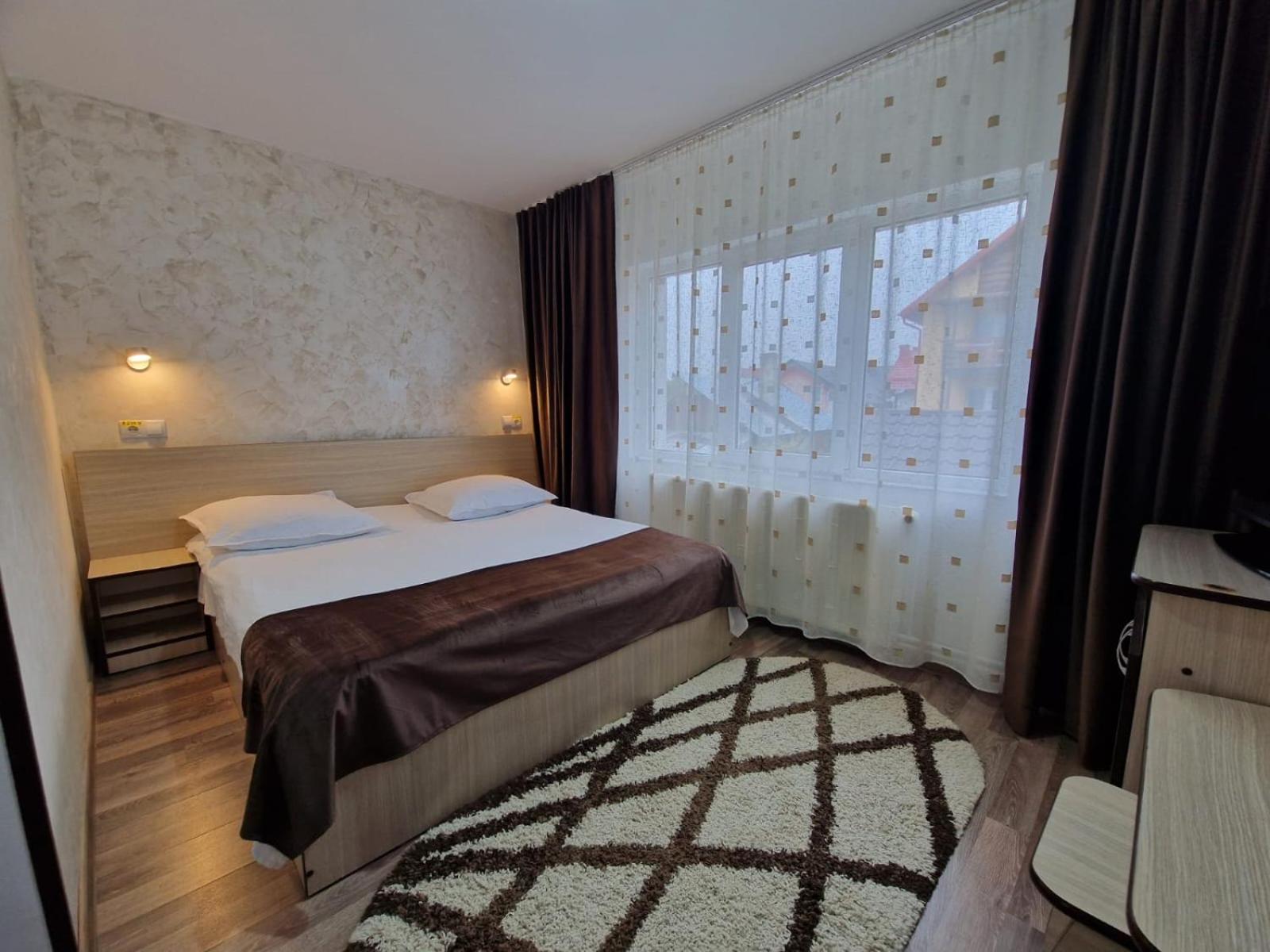 Double Room with Balcony photo 2
