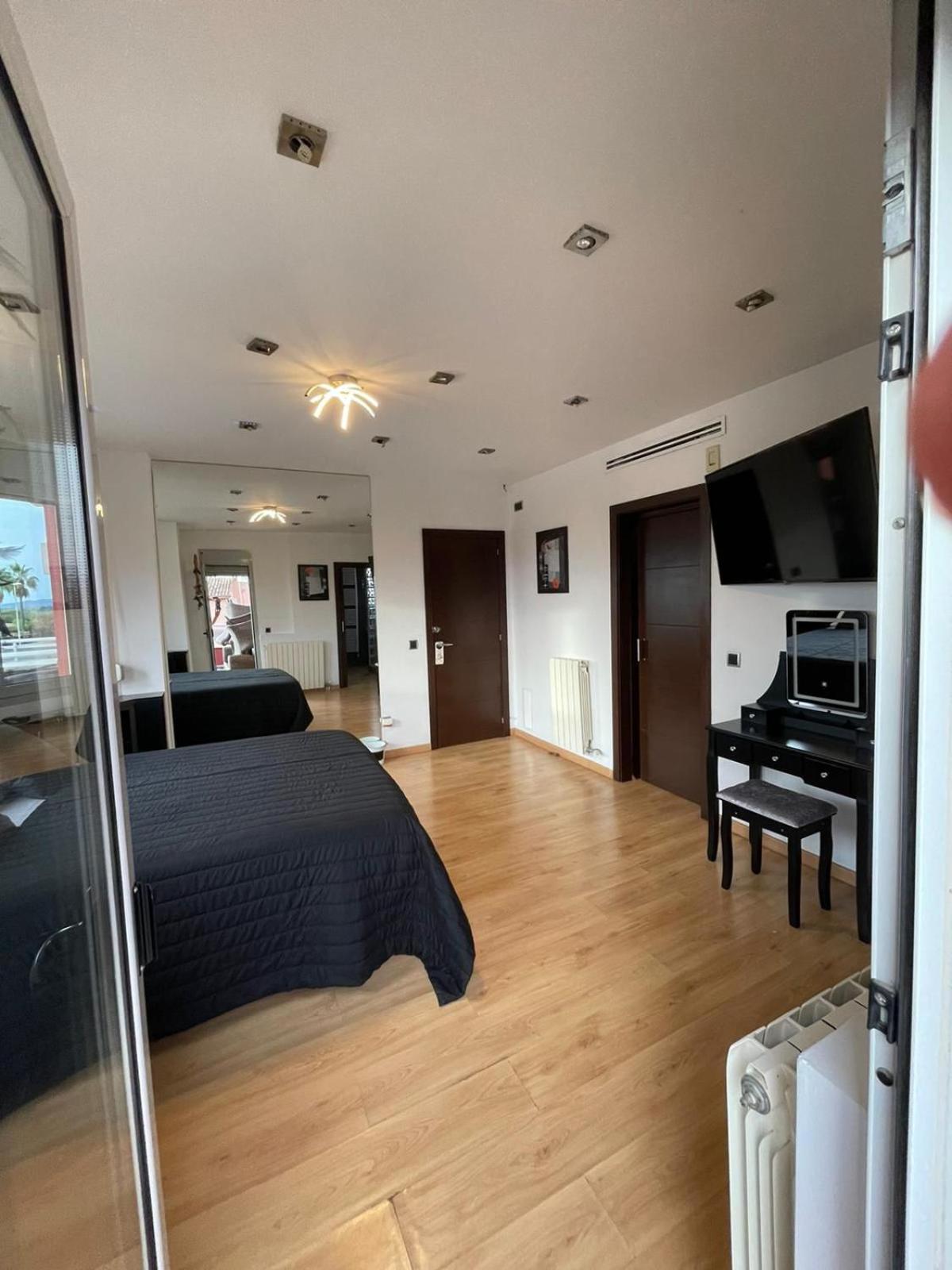 Suite with Terrace photo 2