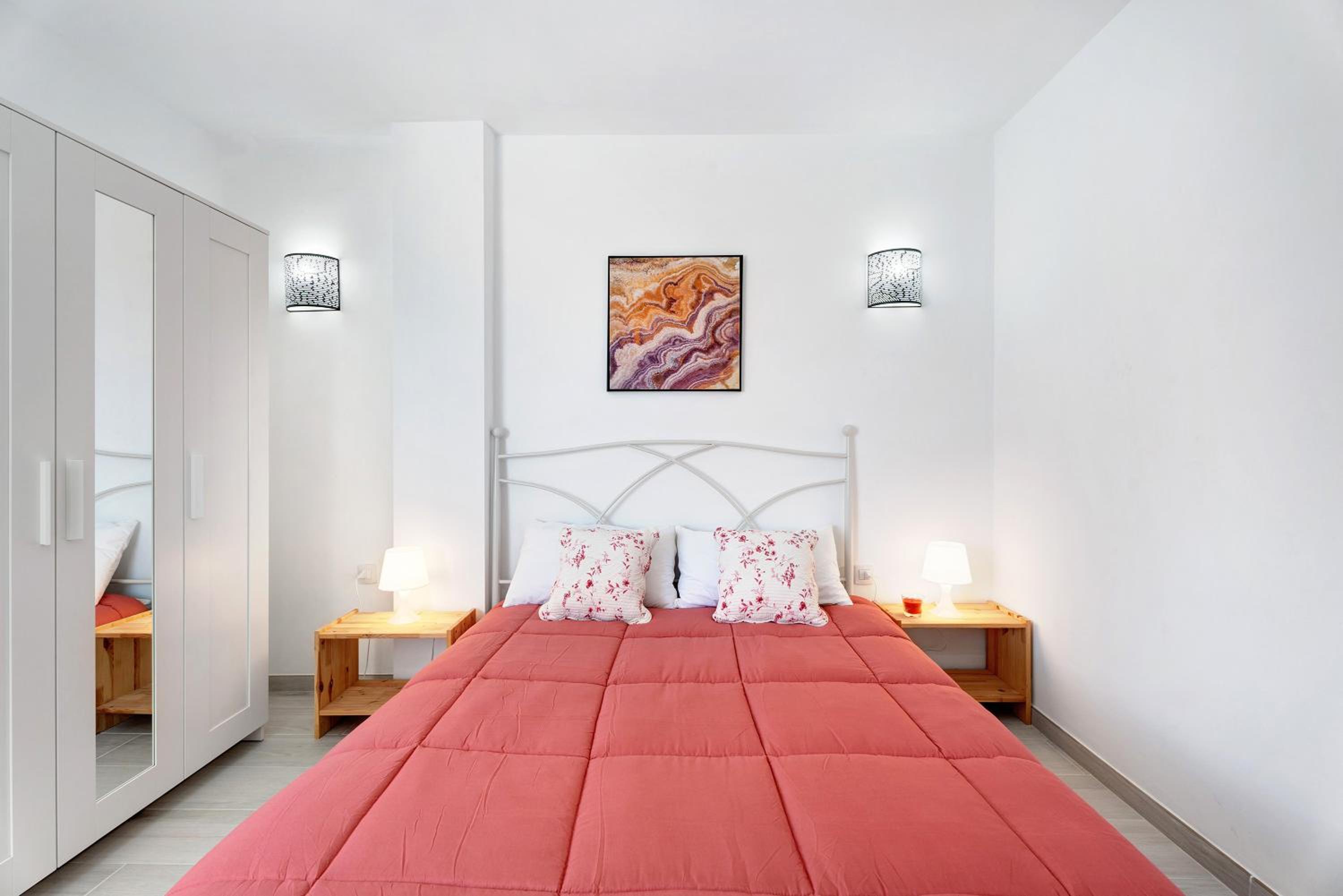 Two-Bedroom Deluxe Apartment with Ocean View photo 2