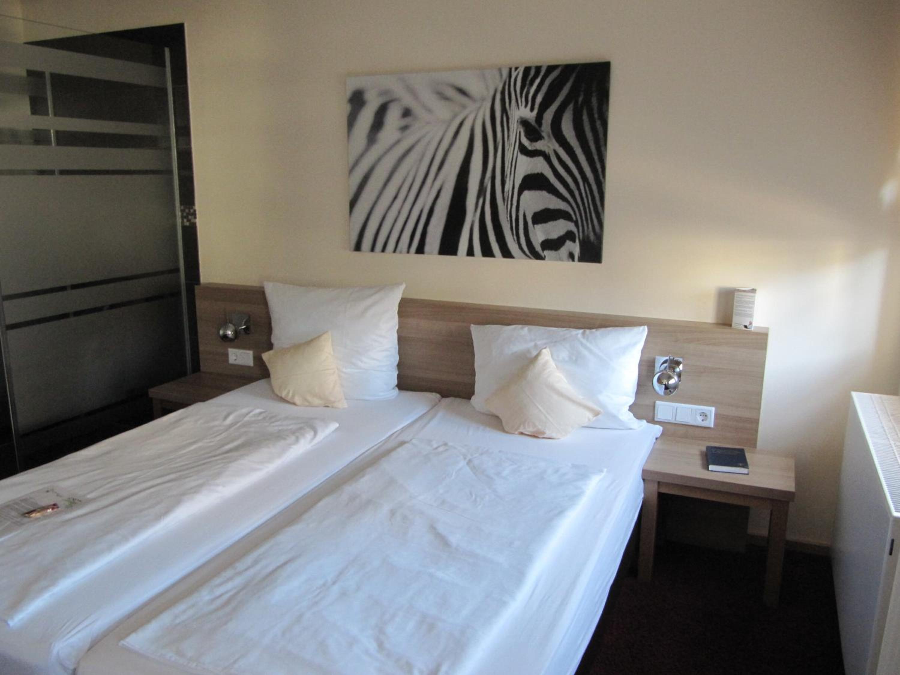 Business Double Room - Photo 5