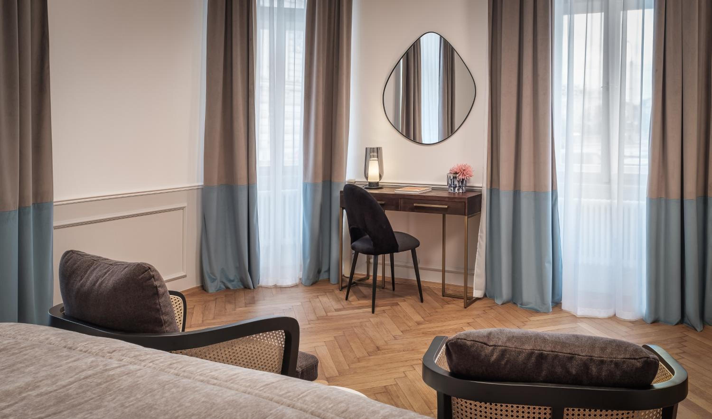 Two-Bedroom Apartment with View thumbnail 5