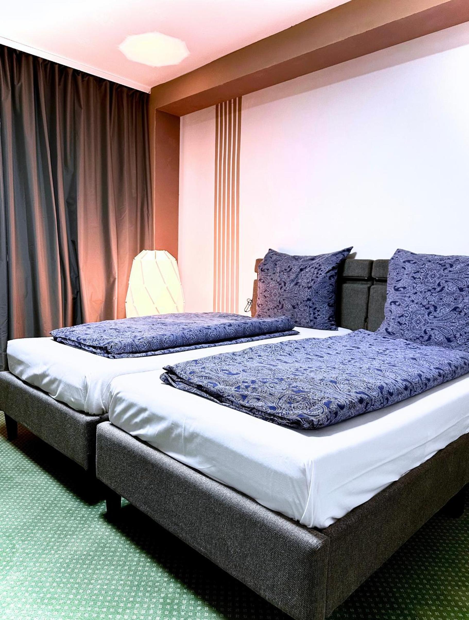 Twin Room with Bathroom