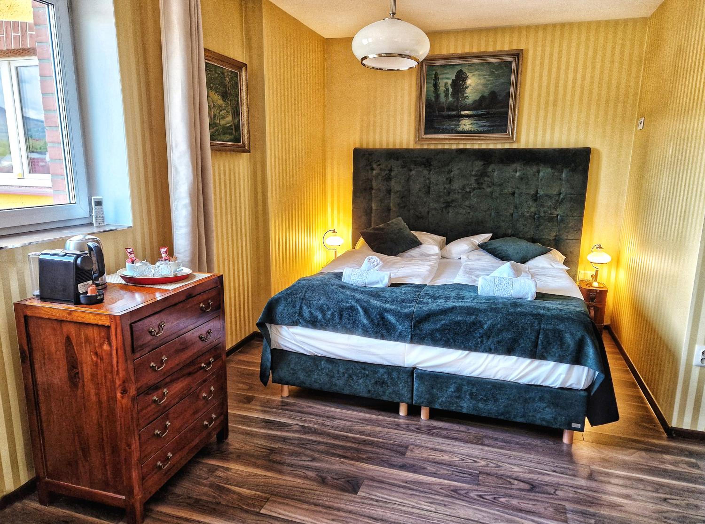 Superior King Room photo 2