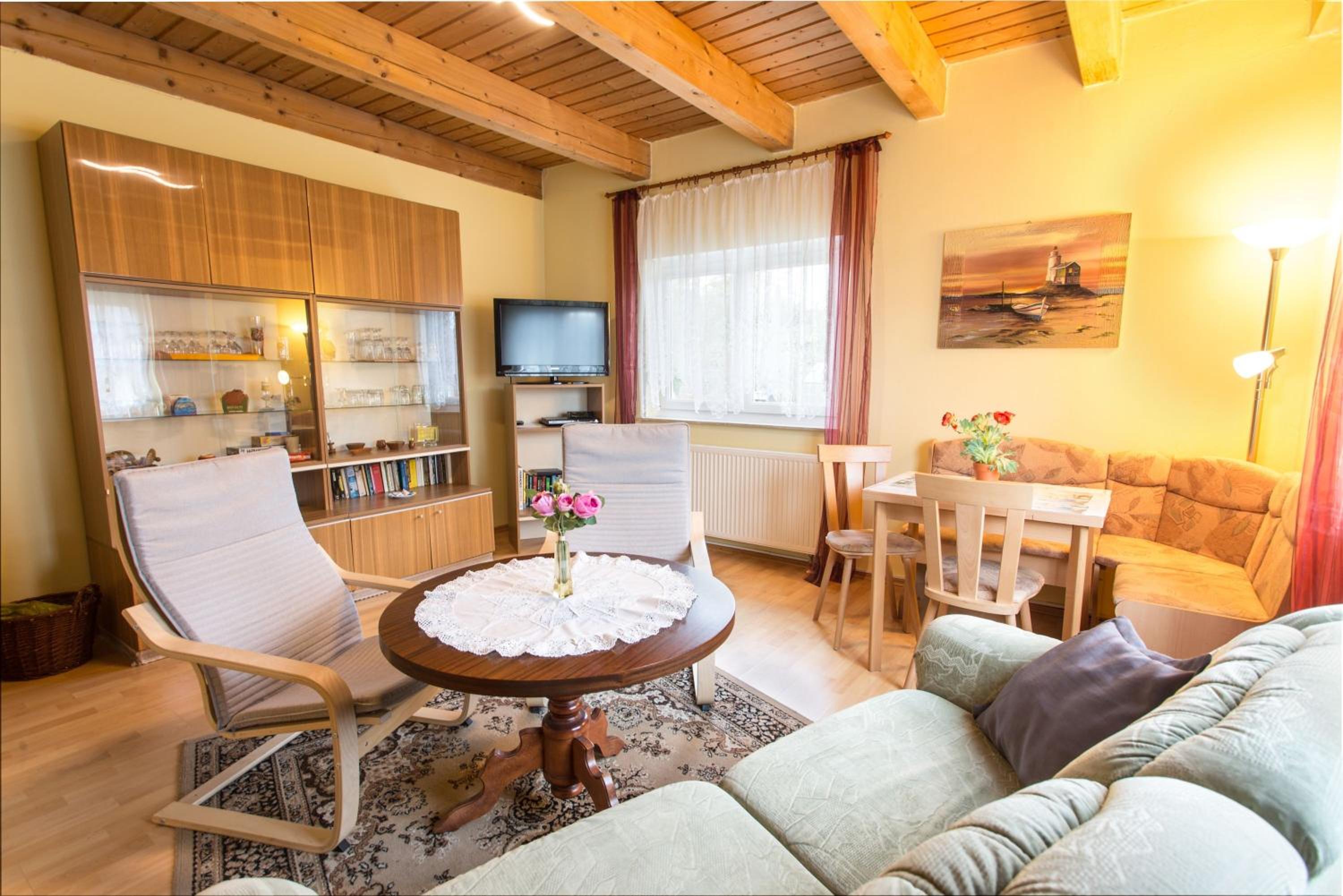 One-Bedroom Apartment with Terrace photo 1