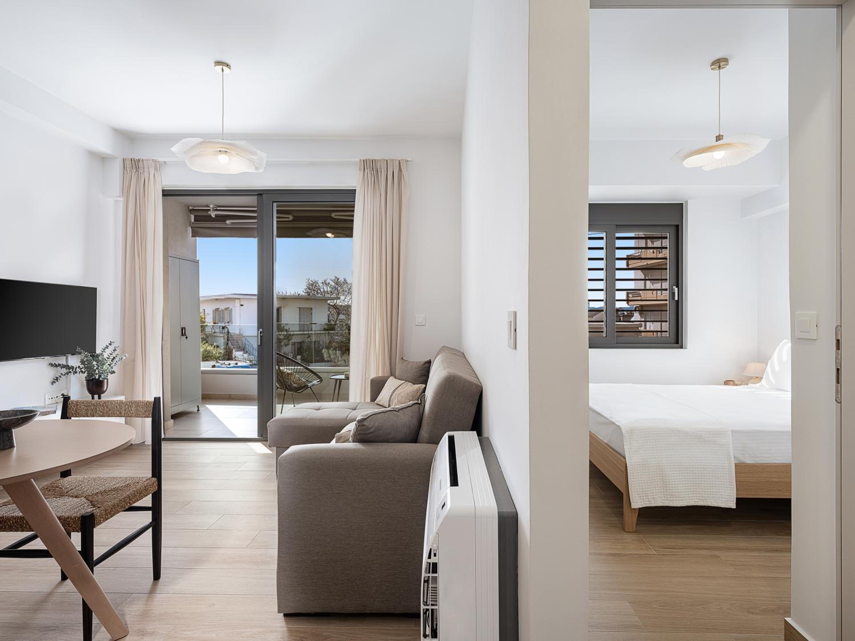One-Bedroom Apartment