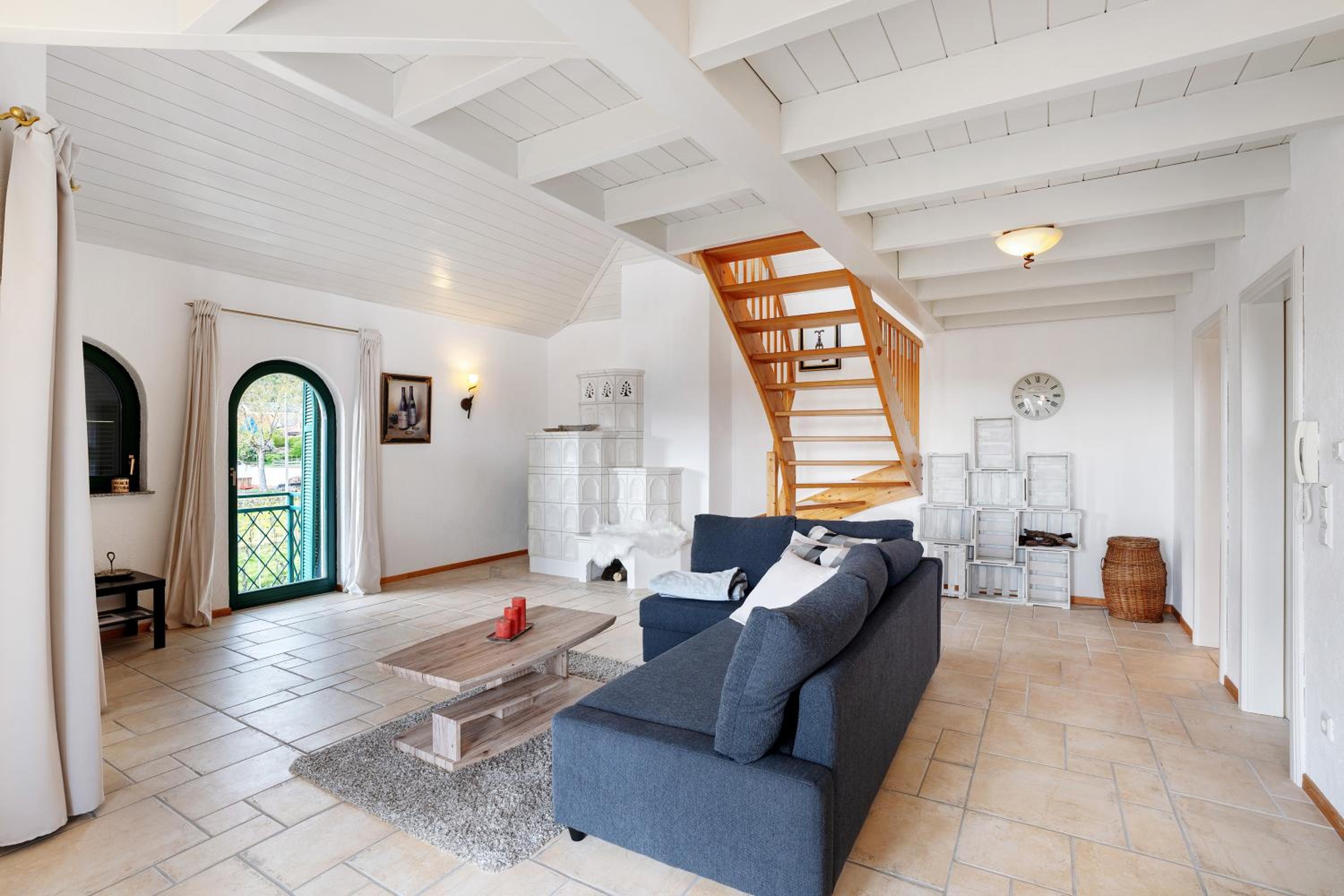 Superior One-Bedroom Apartment with Balcony