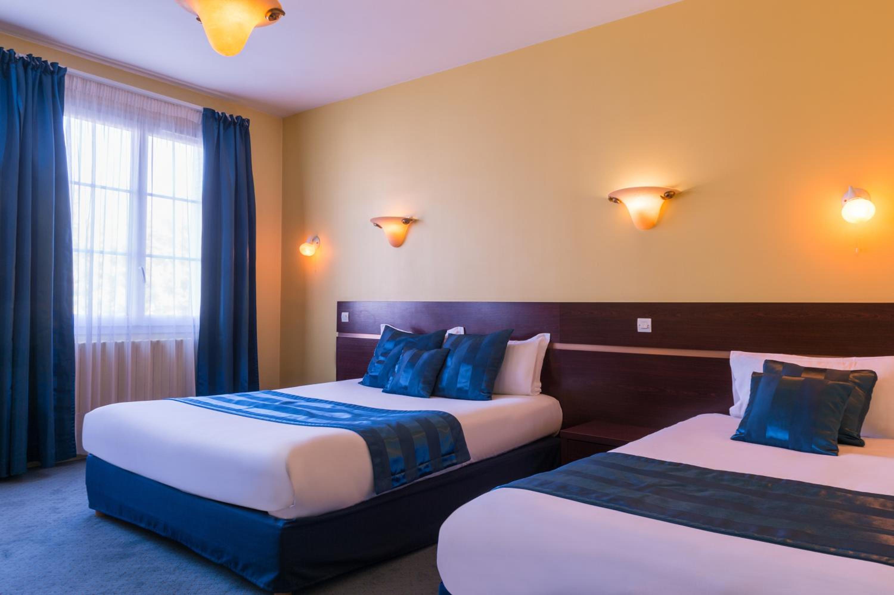 Triple Room - Photo 1
