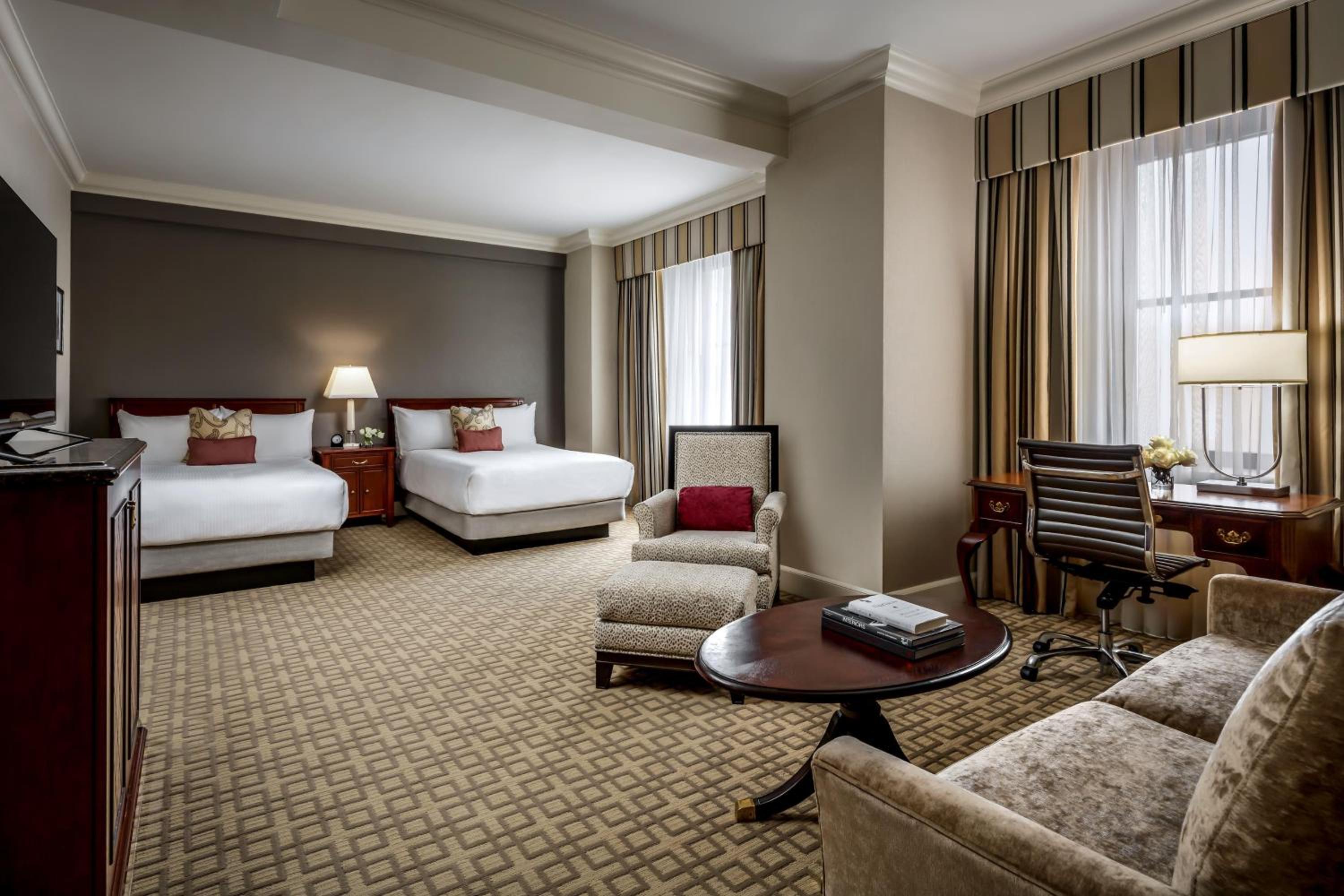Deluxe Double Room with Two Double Beds - Photo 1