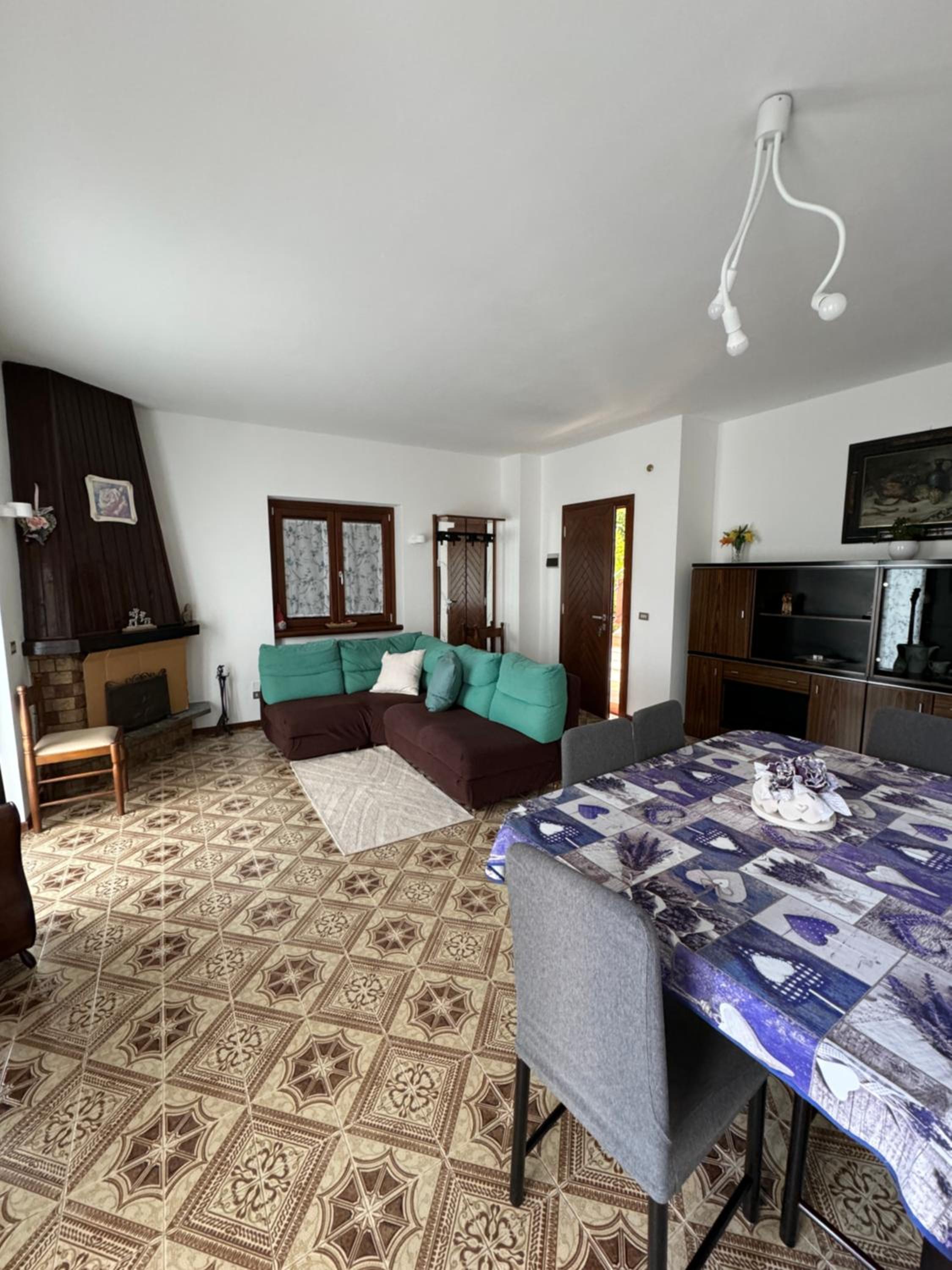 Three-Bedroom Apartment photo 1