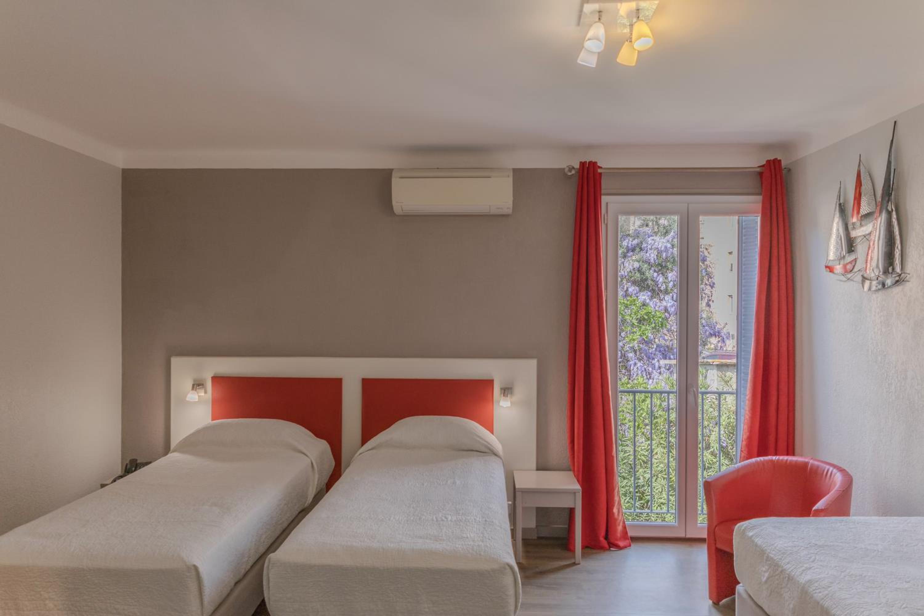  Triple Room - Photo 3