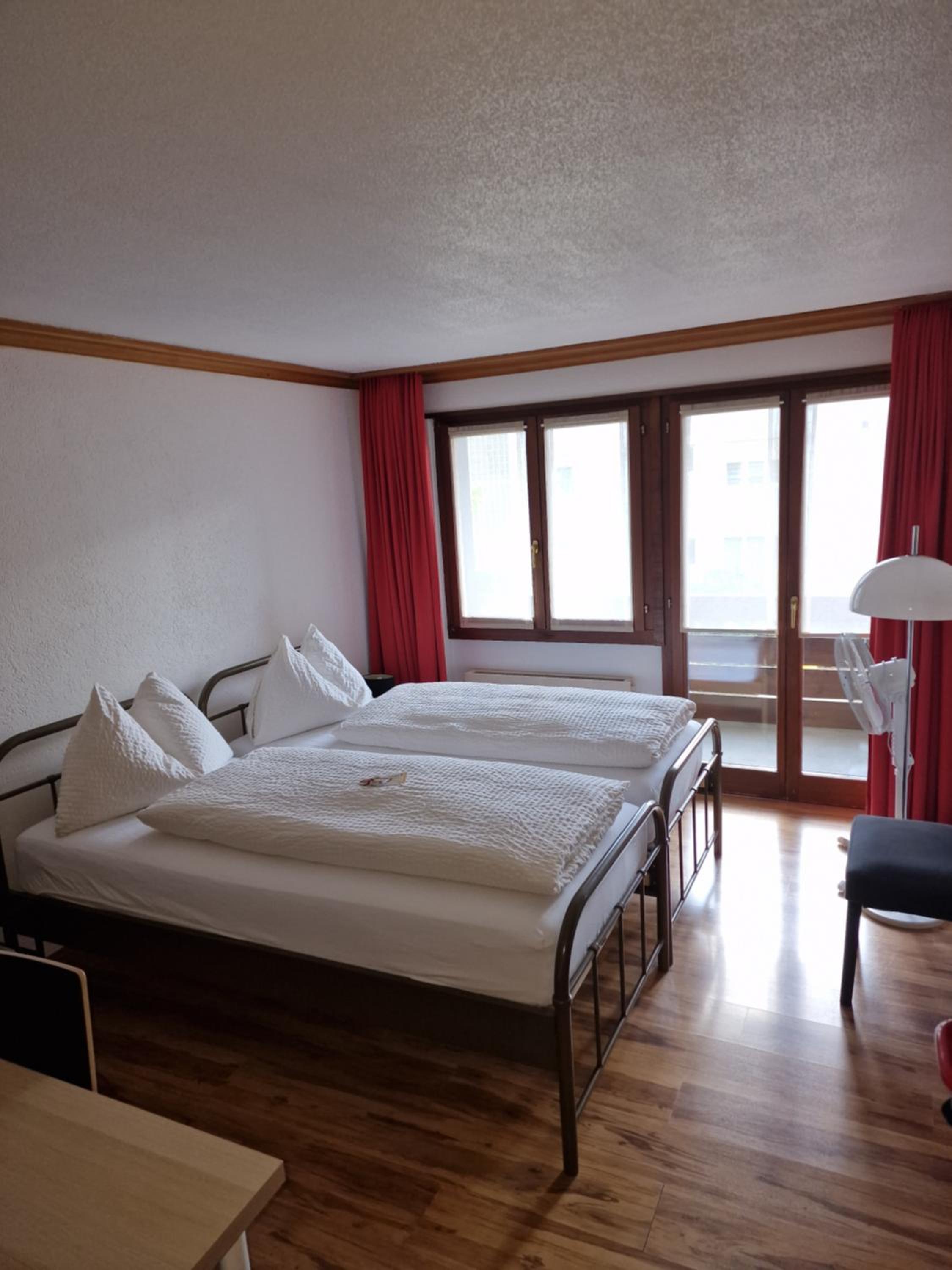 Twin Room - Photo 1