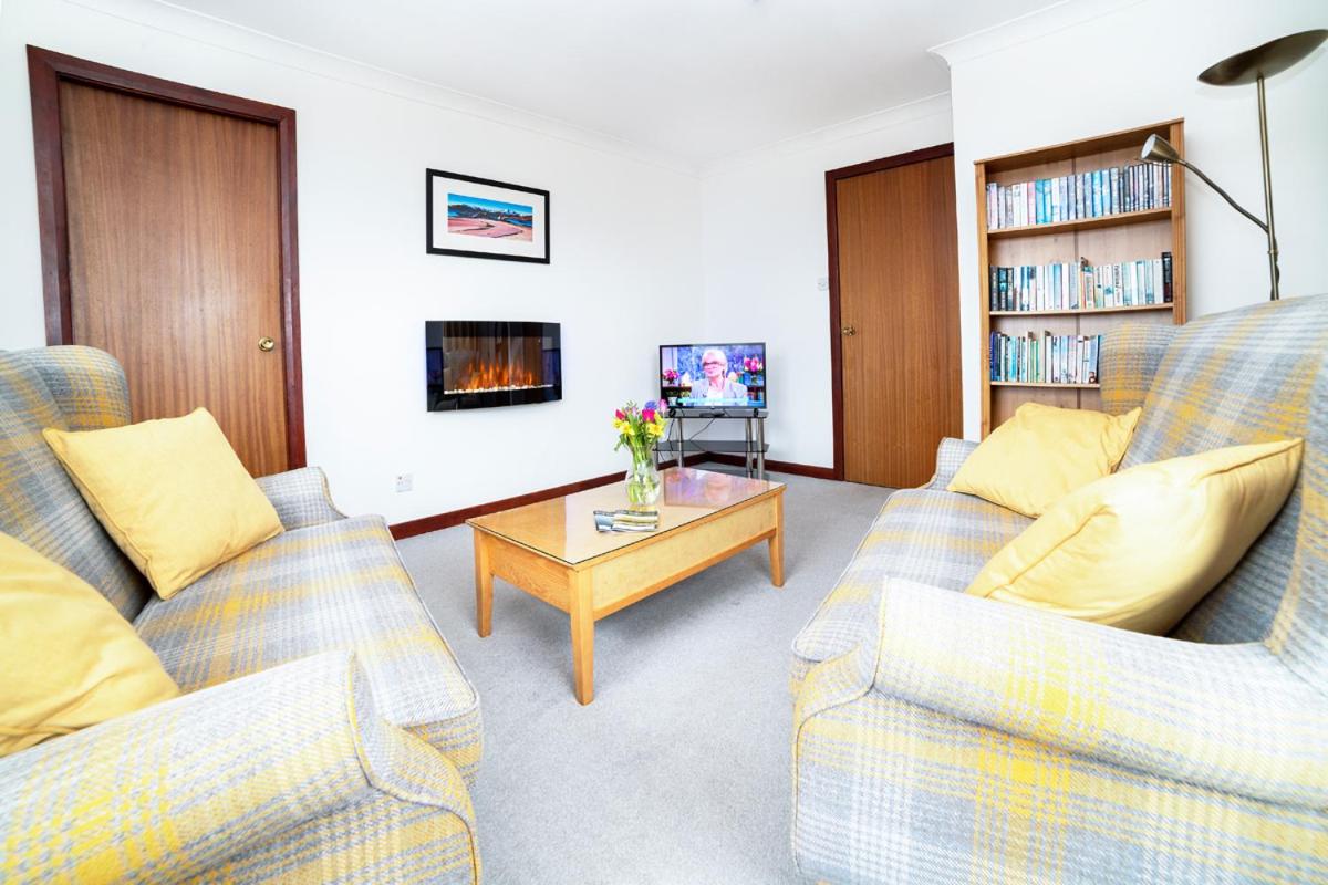 Two-Bedroom Apartment photo 1