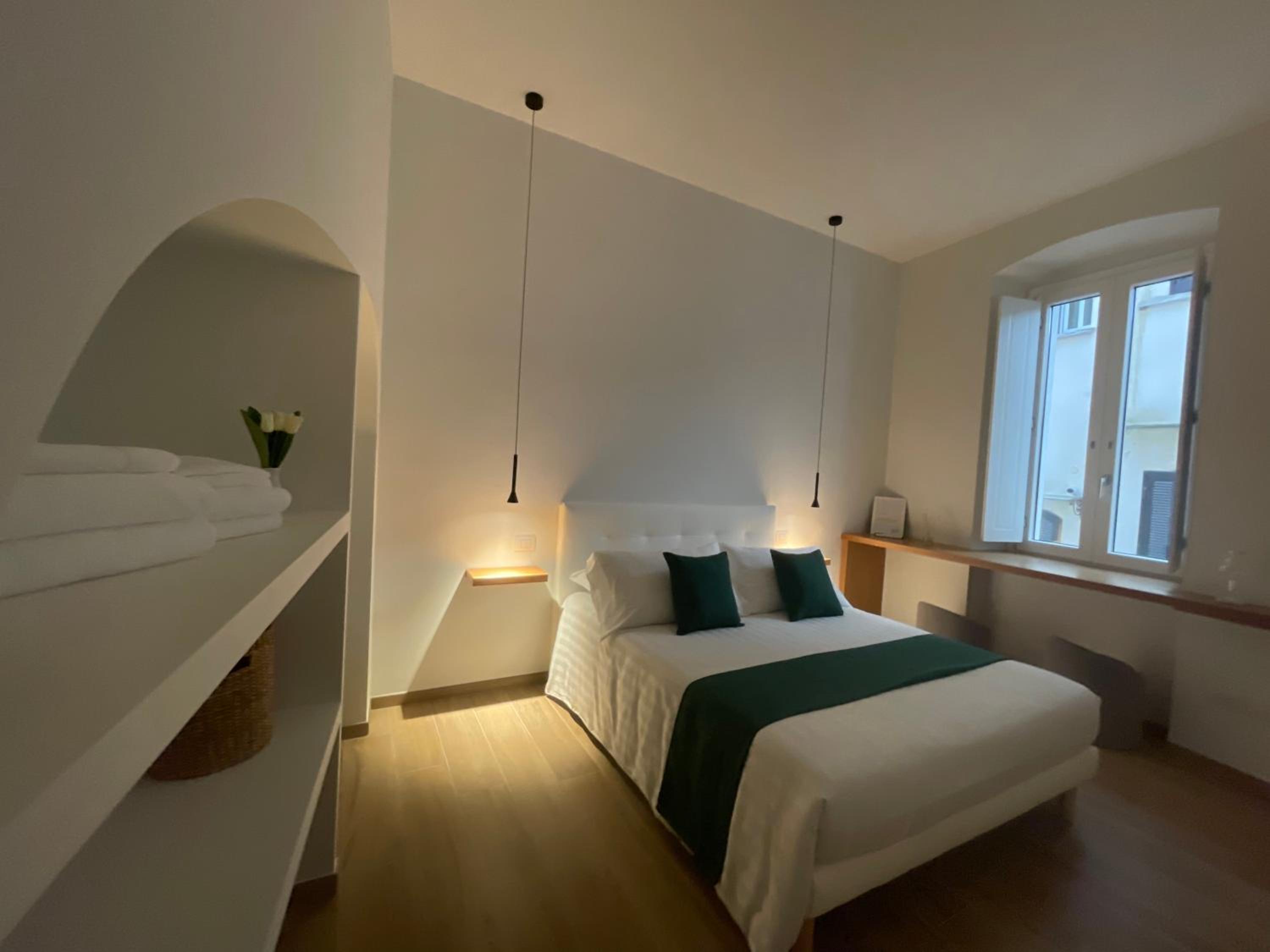 Double Room with Private Bathroom - Photo 1