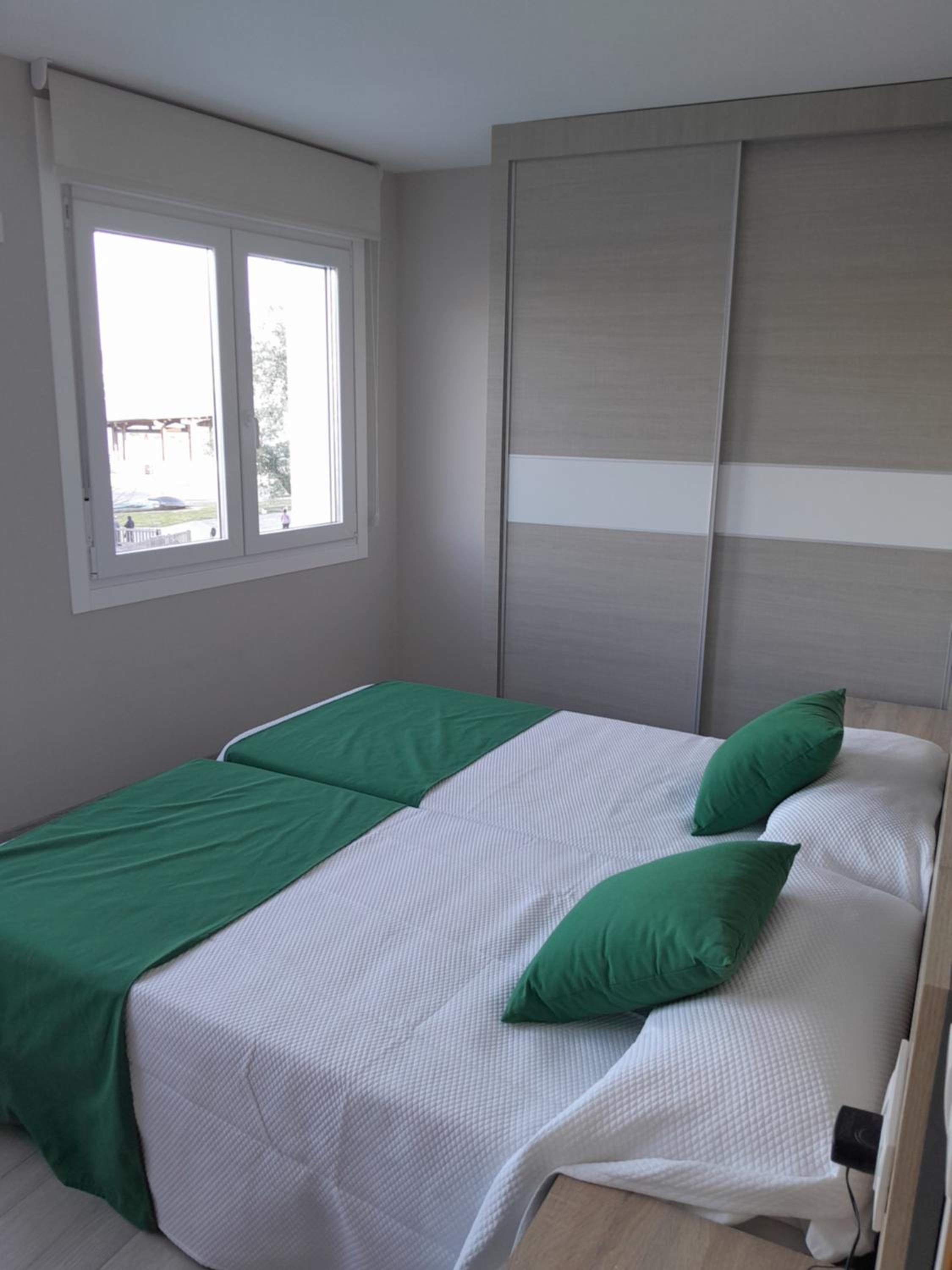 Apartamento de dos habitaciones con vista al mar