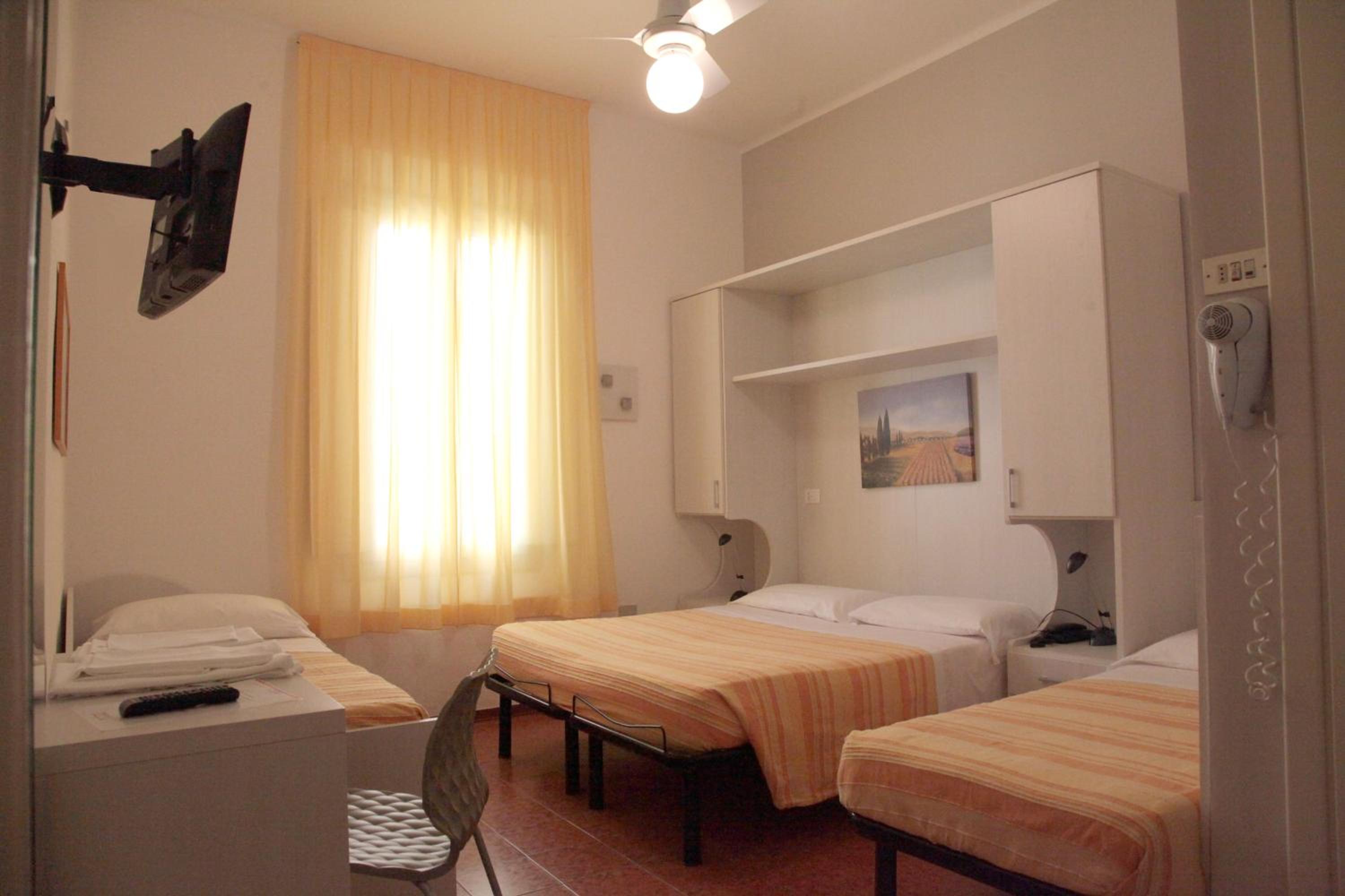 Quadruple Room photo 2